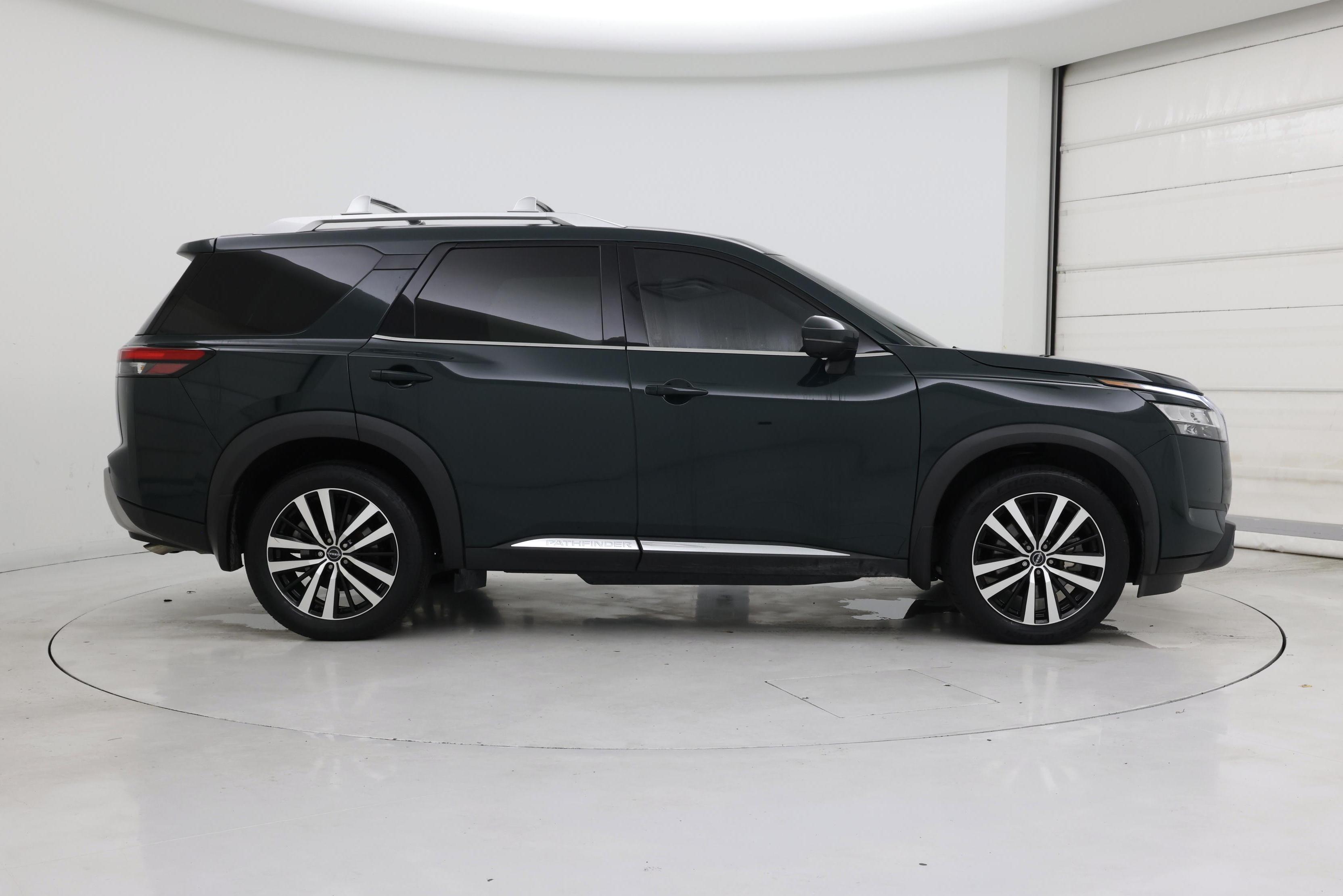 Thumbnail: 2023 Nissan Pathfinder - 7