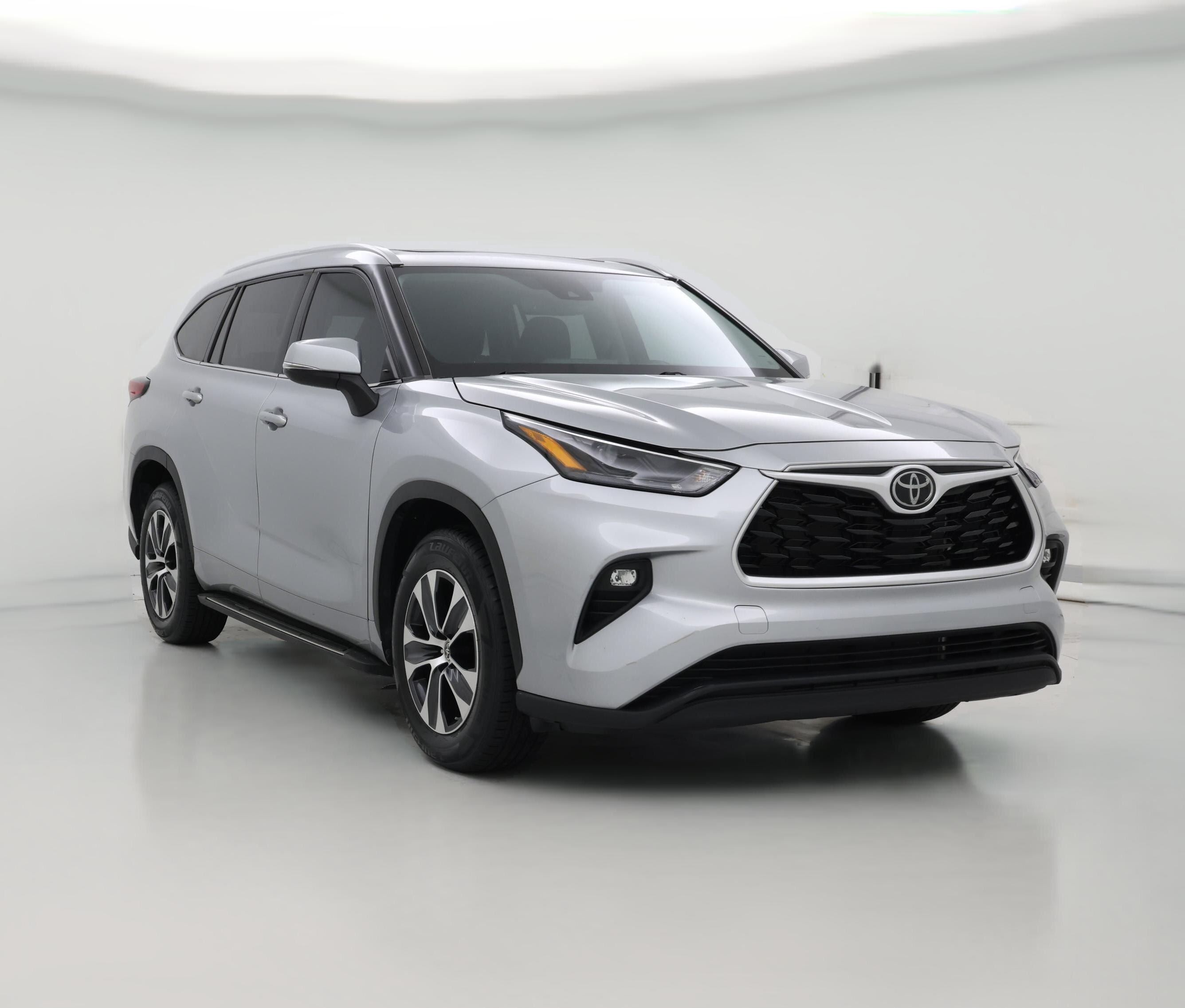 Thumbnail: 2022 Toyota Highlander - 1