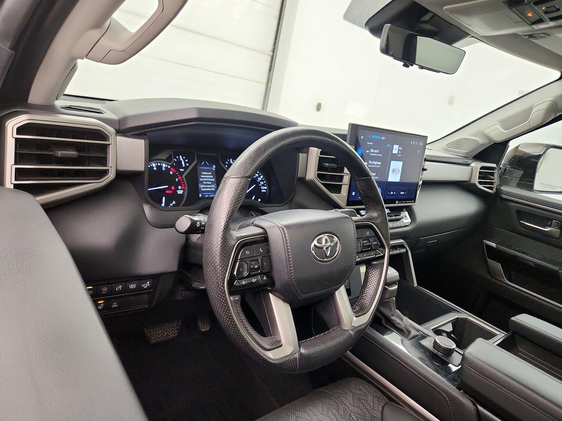 Thumbnail: 2023 Toyota Tundra - 9