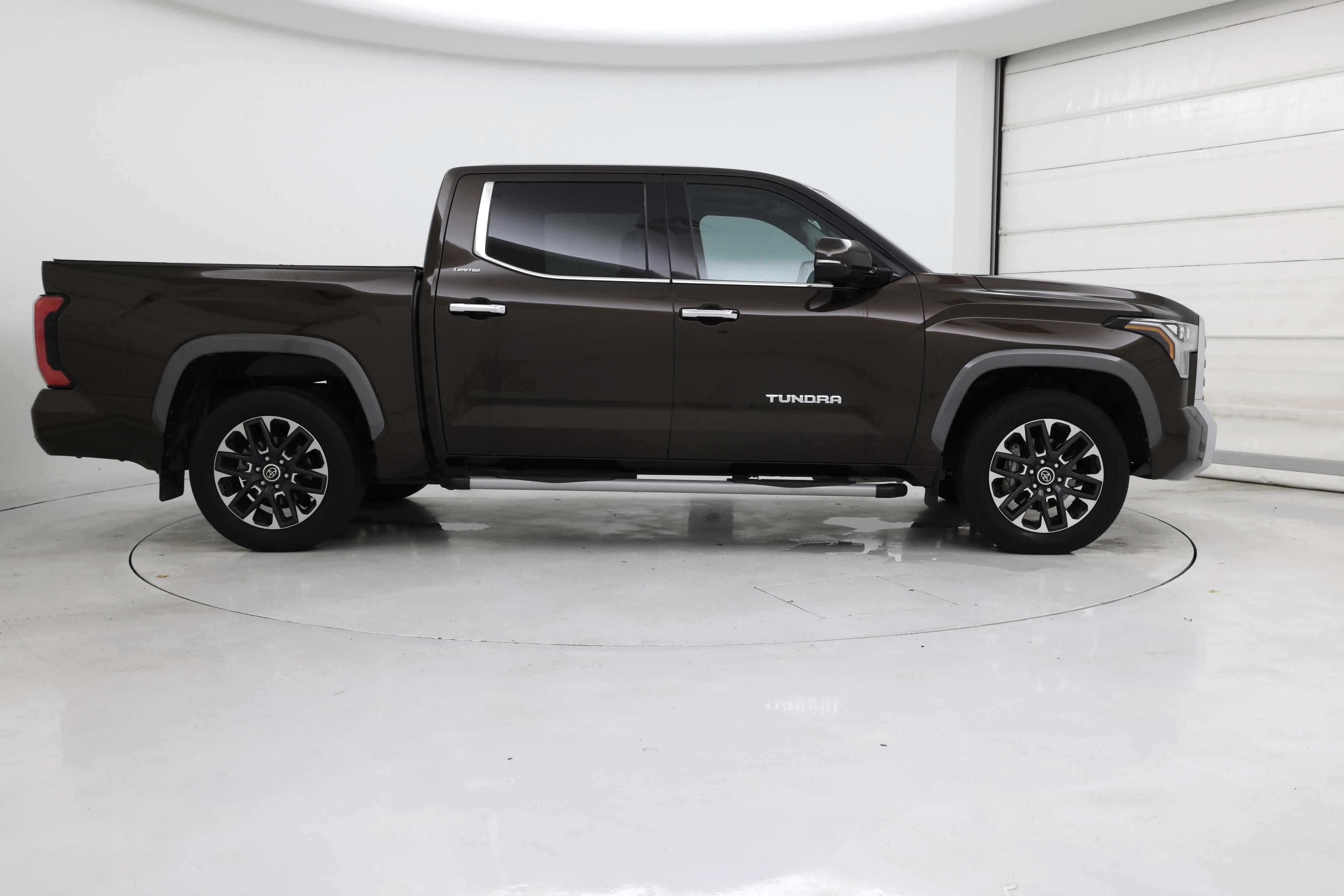 Thumbnail: 2023 Toyota Tundra - 7