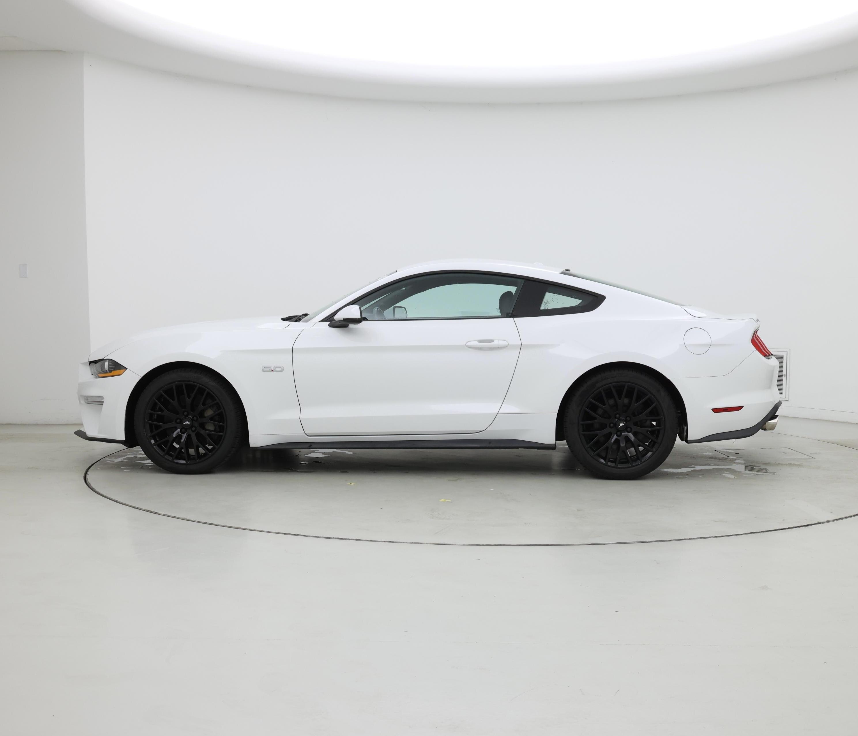 Thumbnail: 2018 Ford Mustang - 3