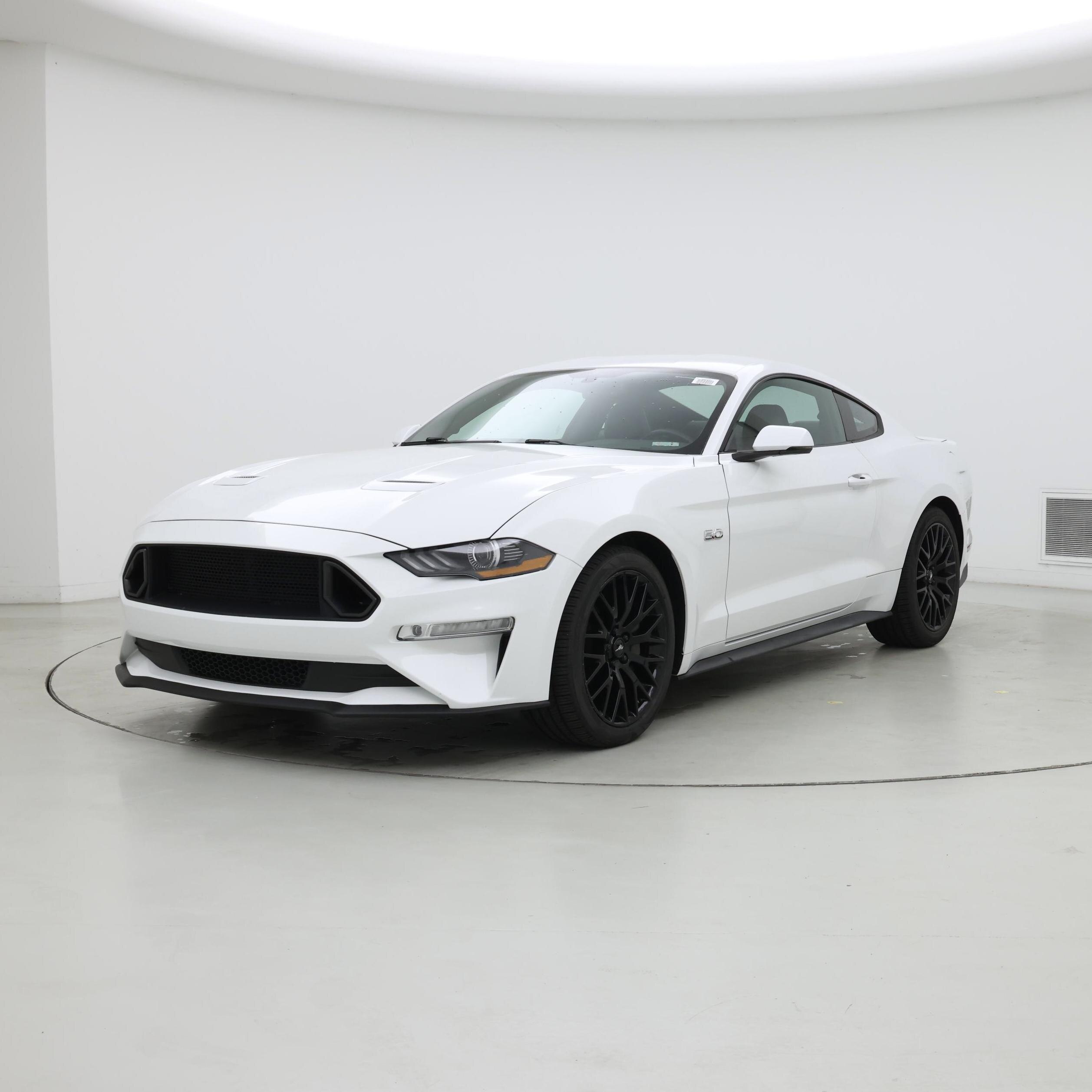 Thumbnail: 2018 Ford Mustang - 4