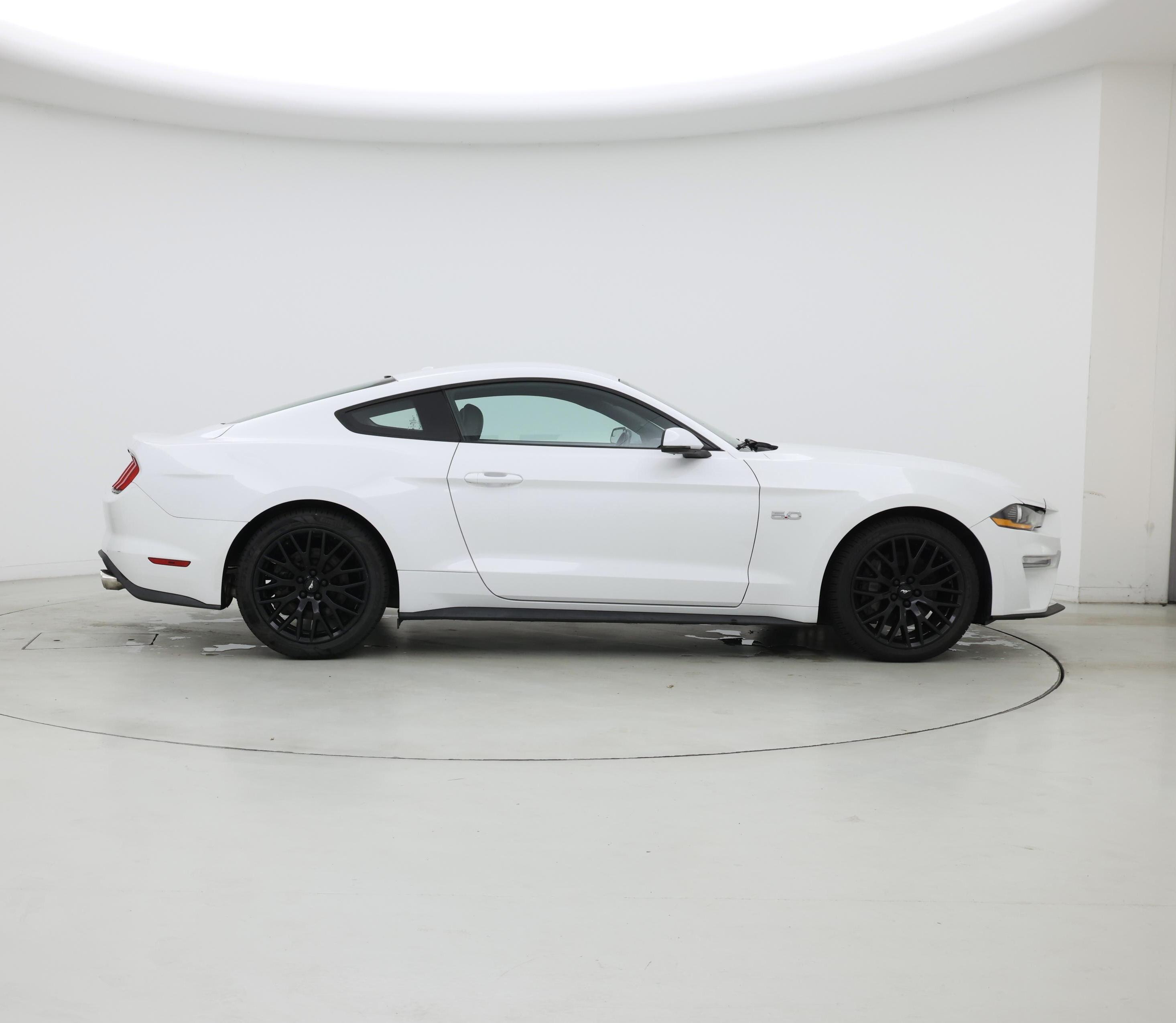 Thumbnail: 2018 Ford Mustang - 7