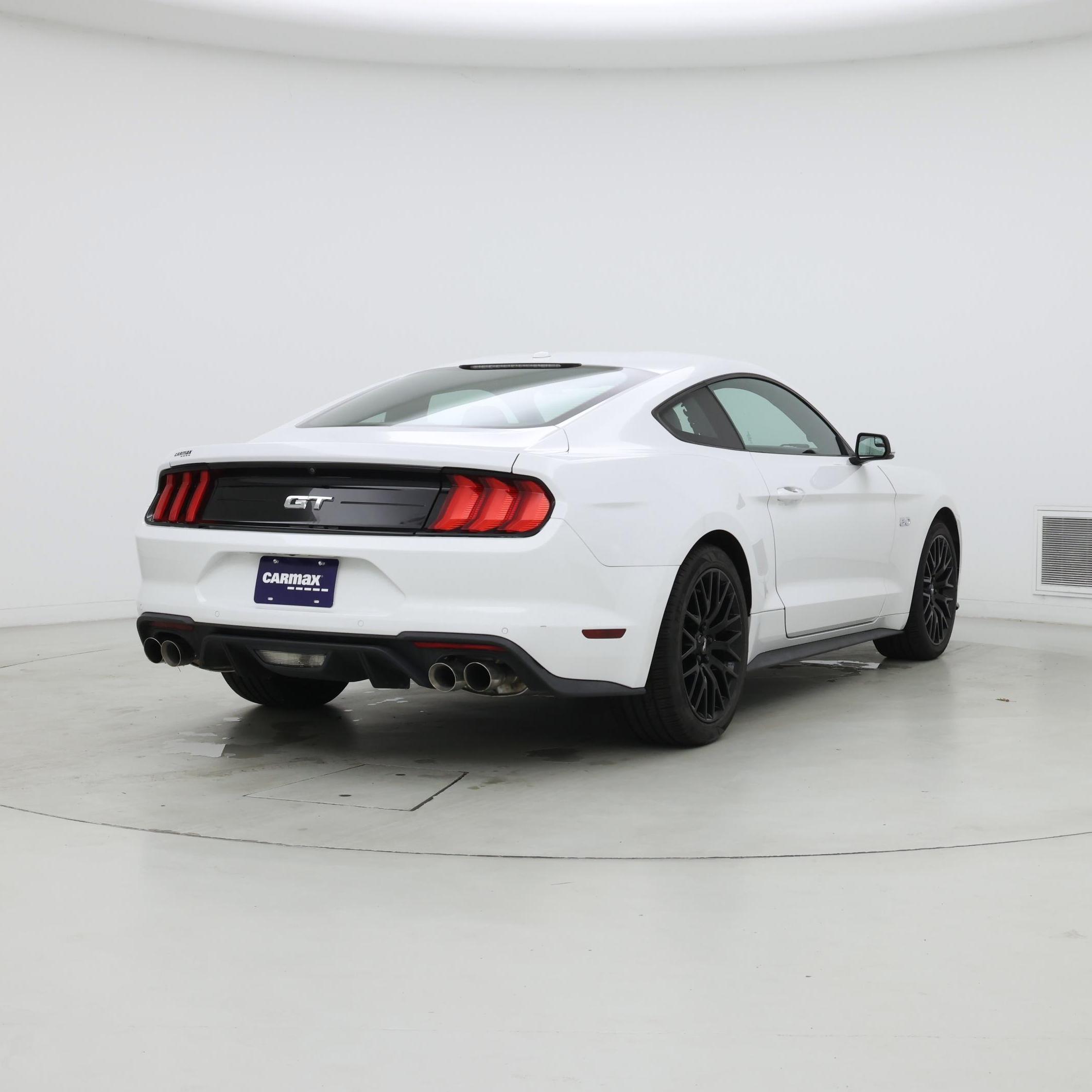Thumbnail: 2018 Ford Mustang - 8