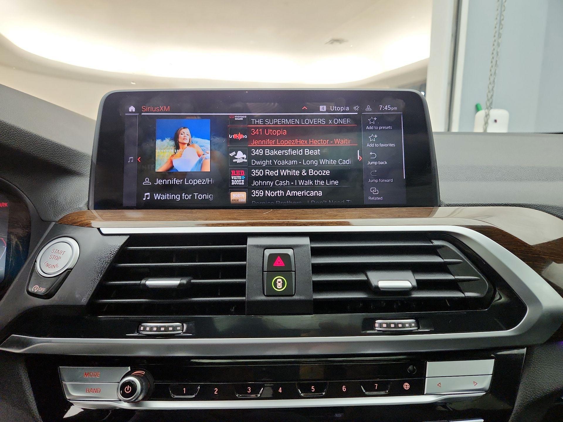 Thumbnail: 2021 BMW X4 - 16