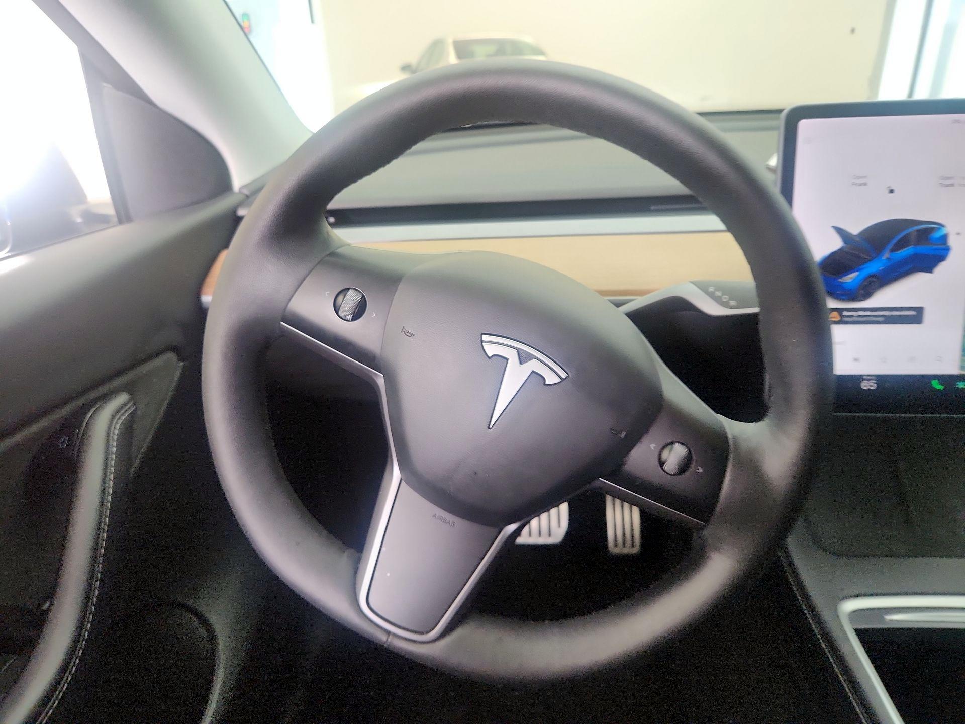 Thumbnail: 2022 Tesla Model Y - 10