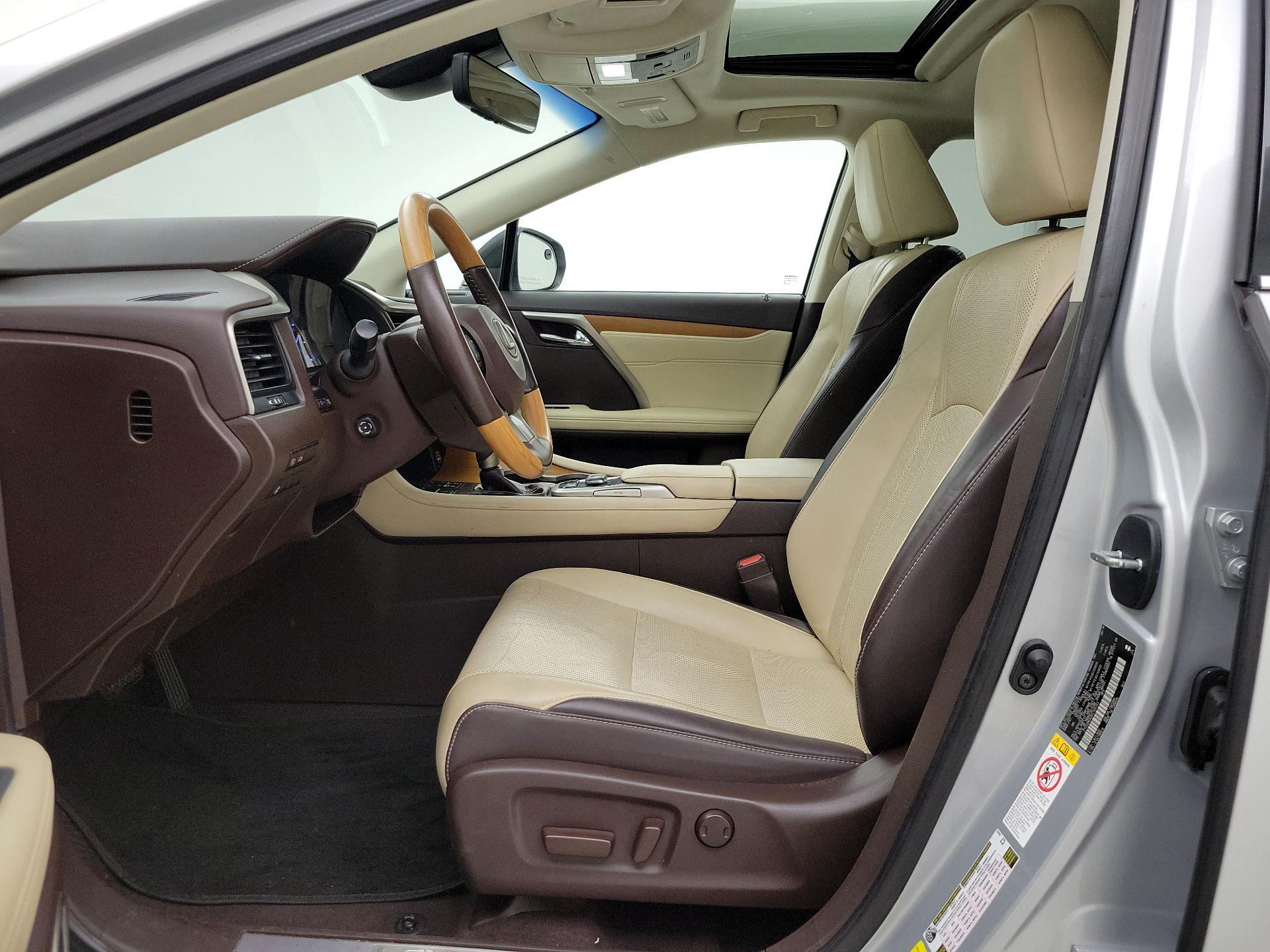 Thumbnail: 2019 Lexus RX - 11
