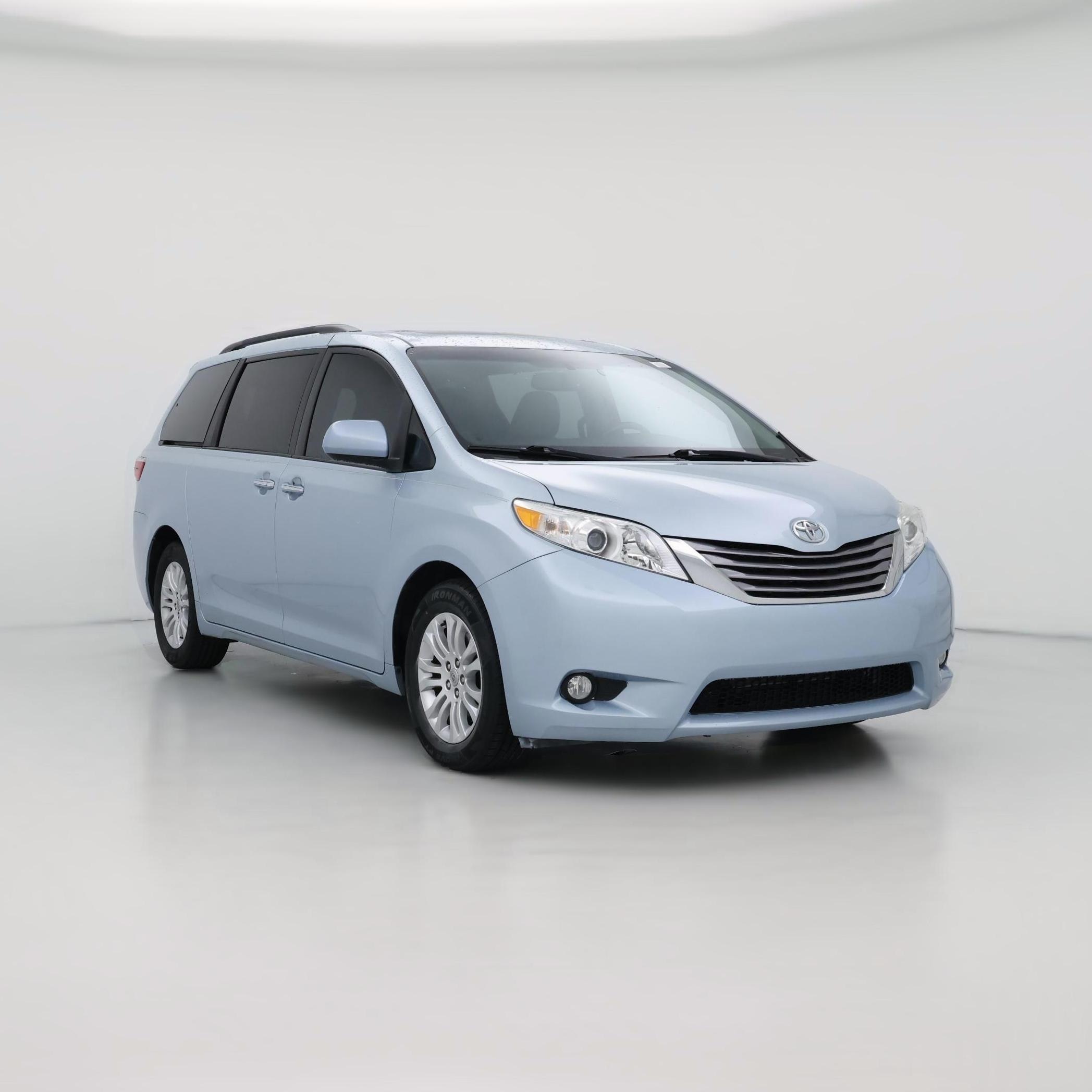 Thumbnail: 2015 Toyota Sienna - 1