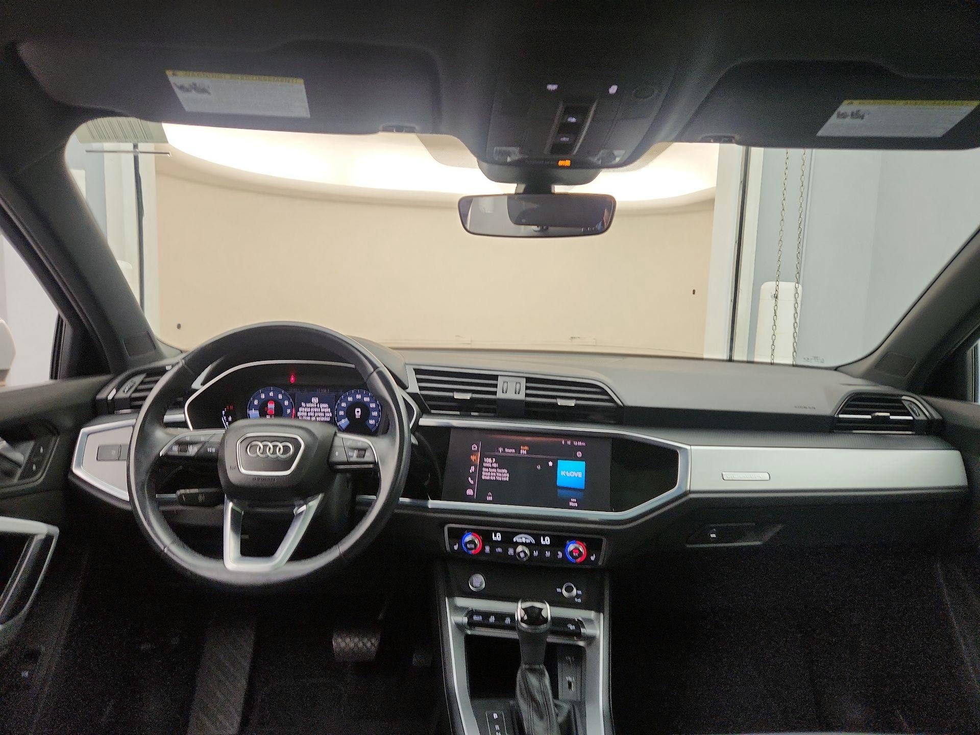 Thumbnail: 2020 Audi Q3 - 9