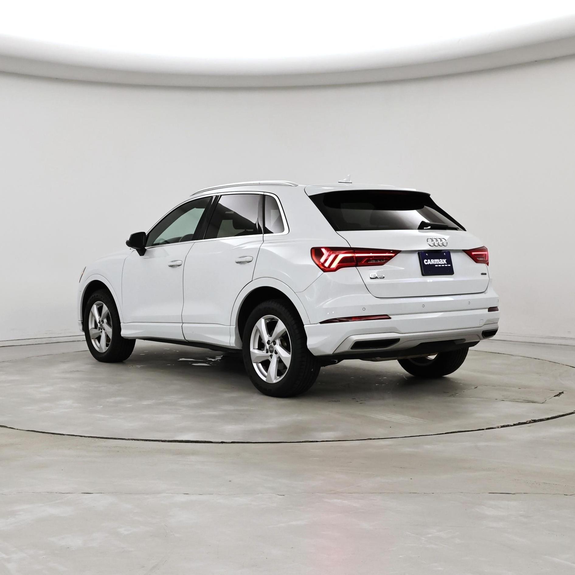 Thumbnail: 2020 Audi Q3 - 2