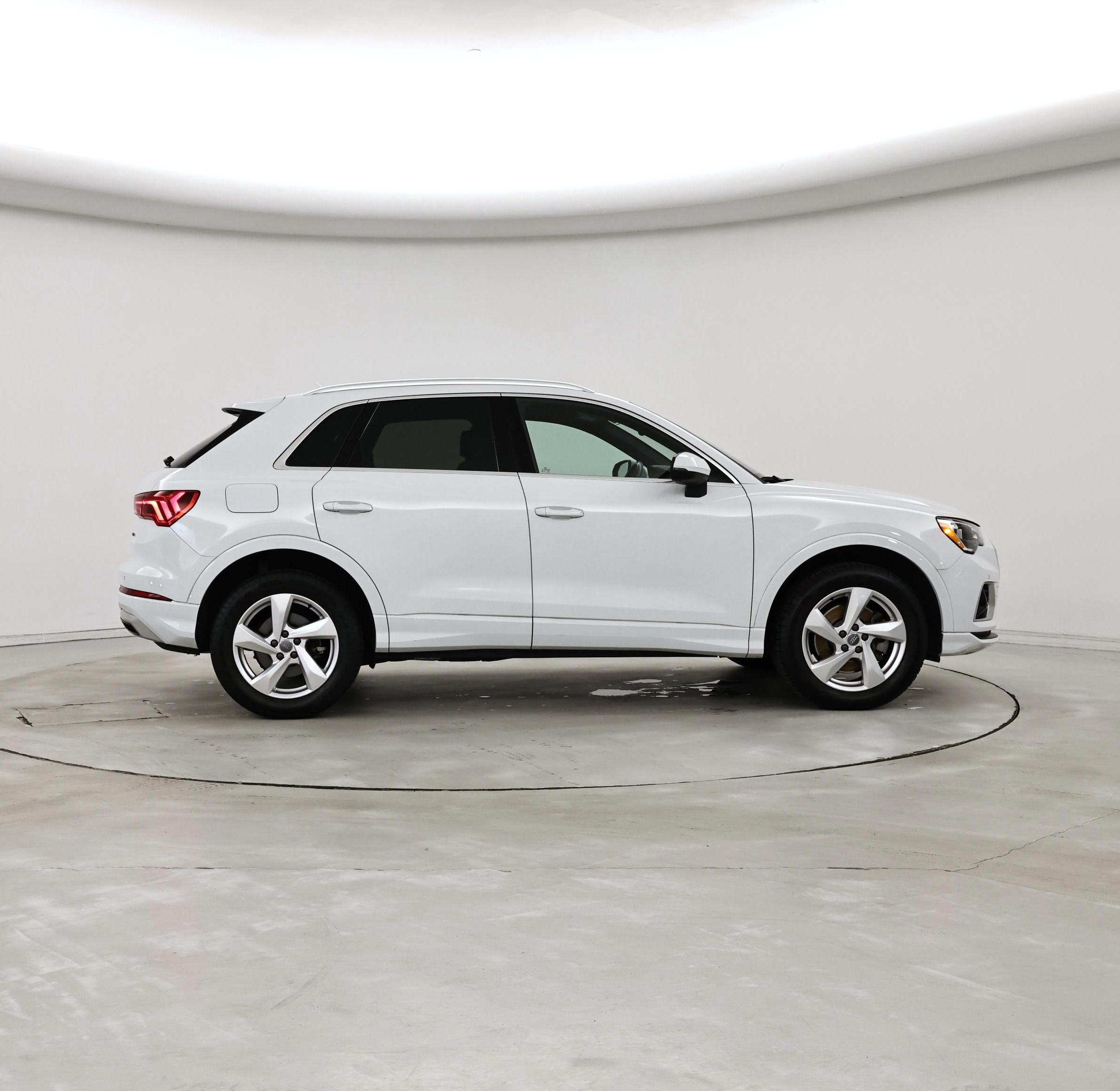 Thumbnail: 2020 Audi Q3 - 7