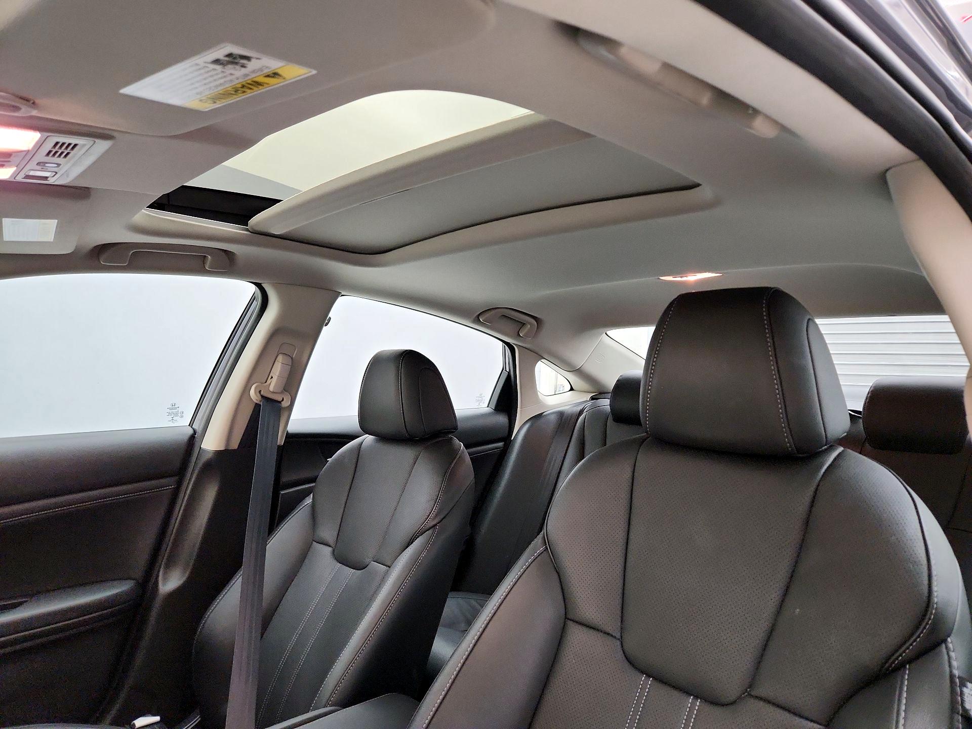 Thumbnail: 2020 Honda Insight - 19
