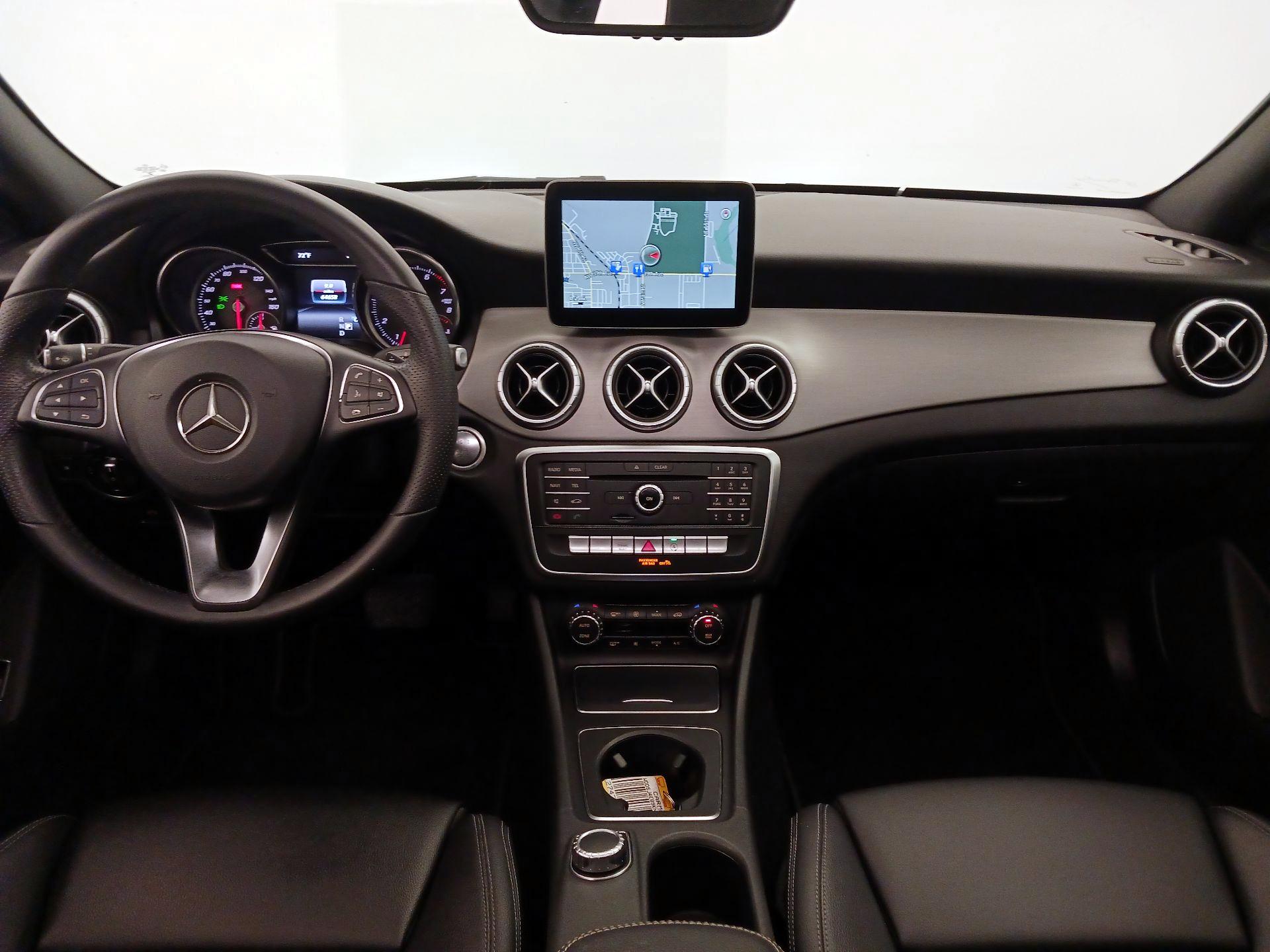 Thumbnail: 2019 Mercedes-Benz CLA - 9