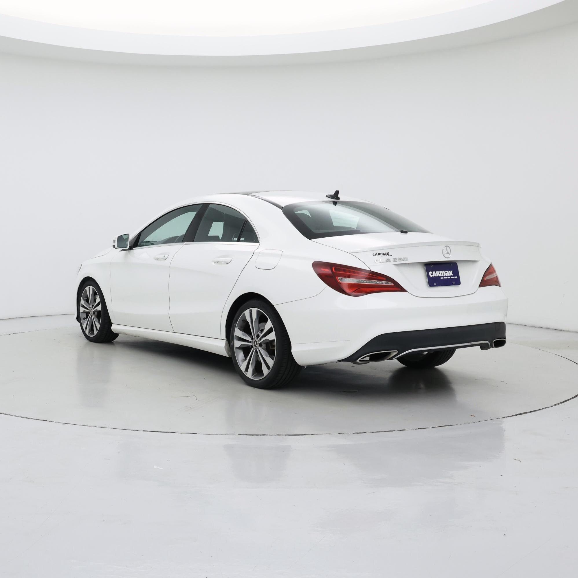 Thumbnail: 2019 Mercedes-Benz CLA - 2