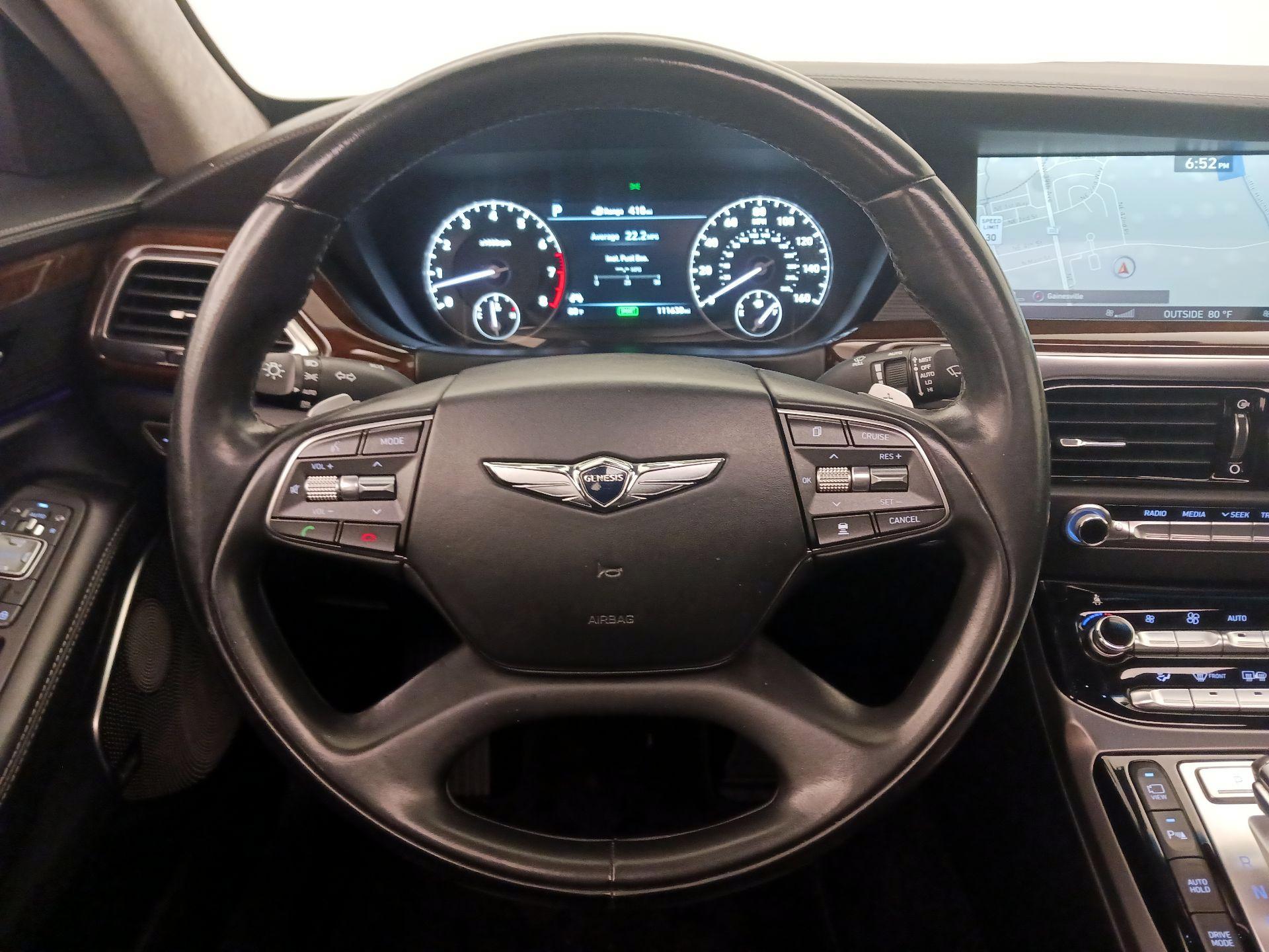Thumbnail: 2017 Genesis G90 - 10