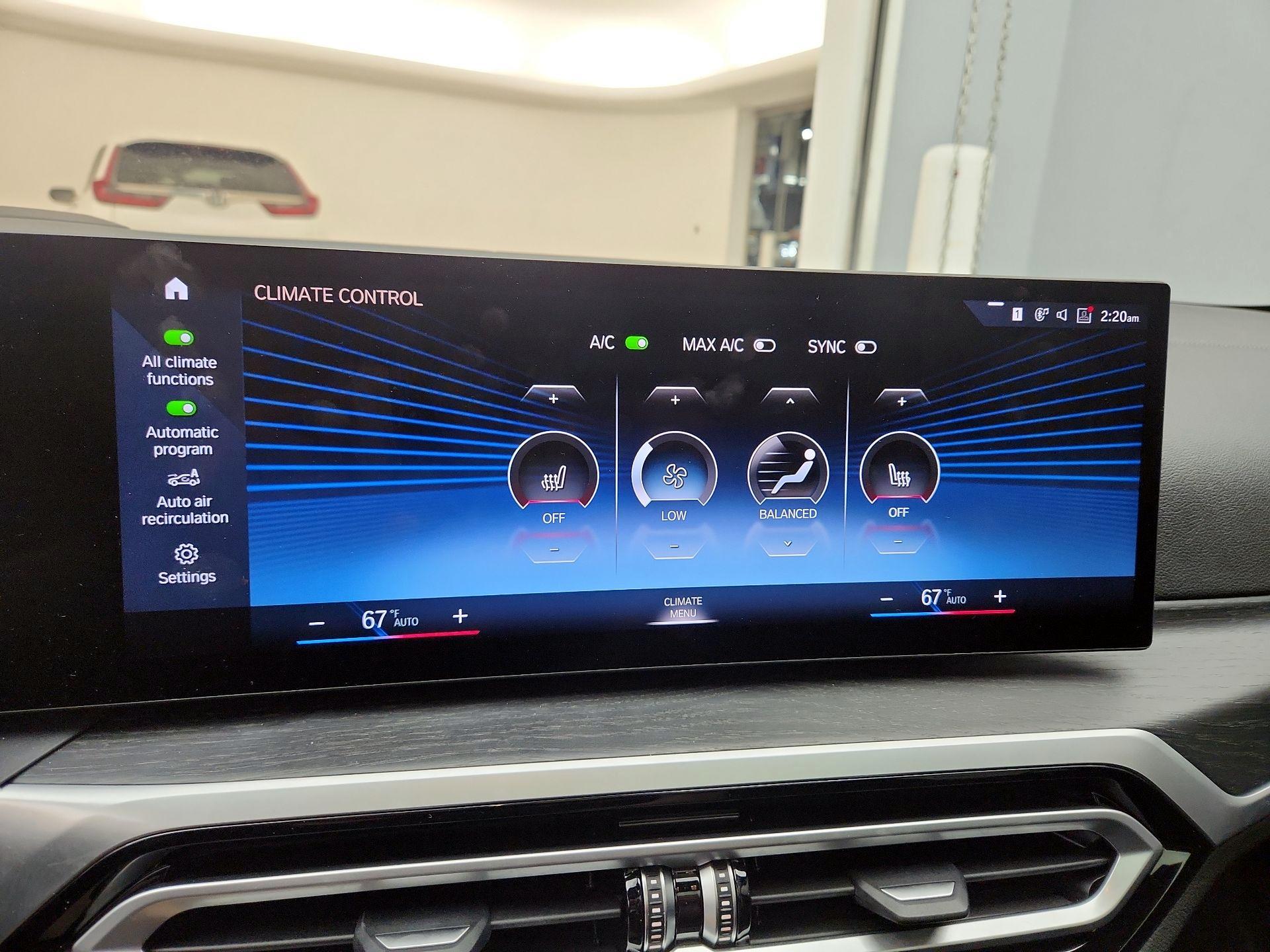 Thumbnail: 2023 BMW i4 - 17