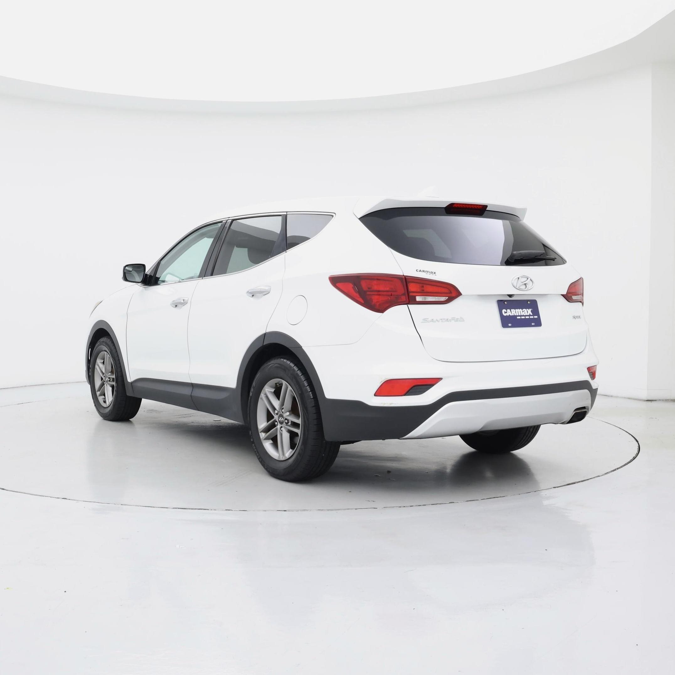 Thumbnail: 2017 Hyundai Santa Fe - 2