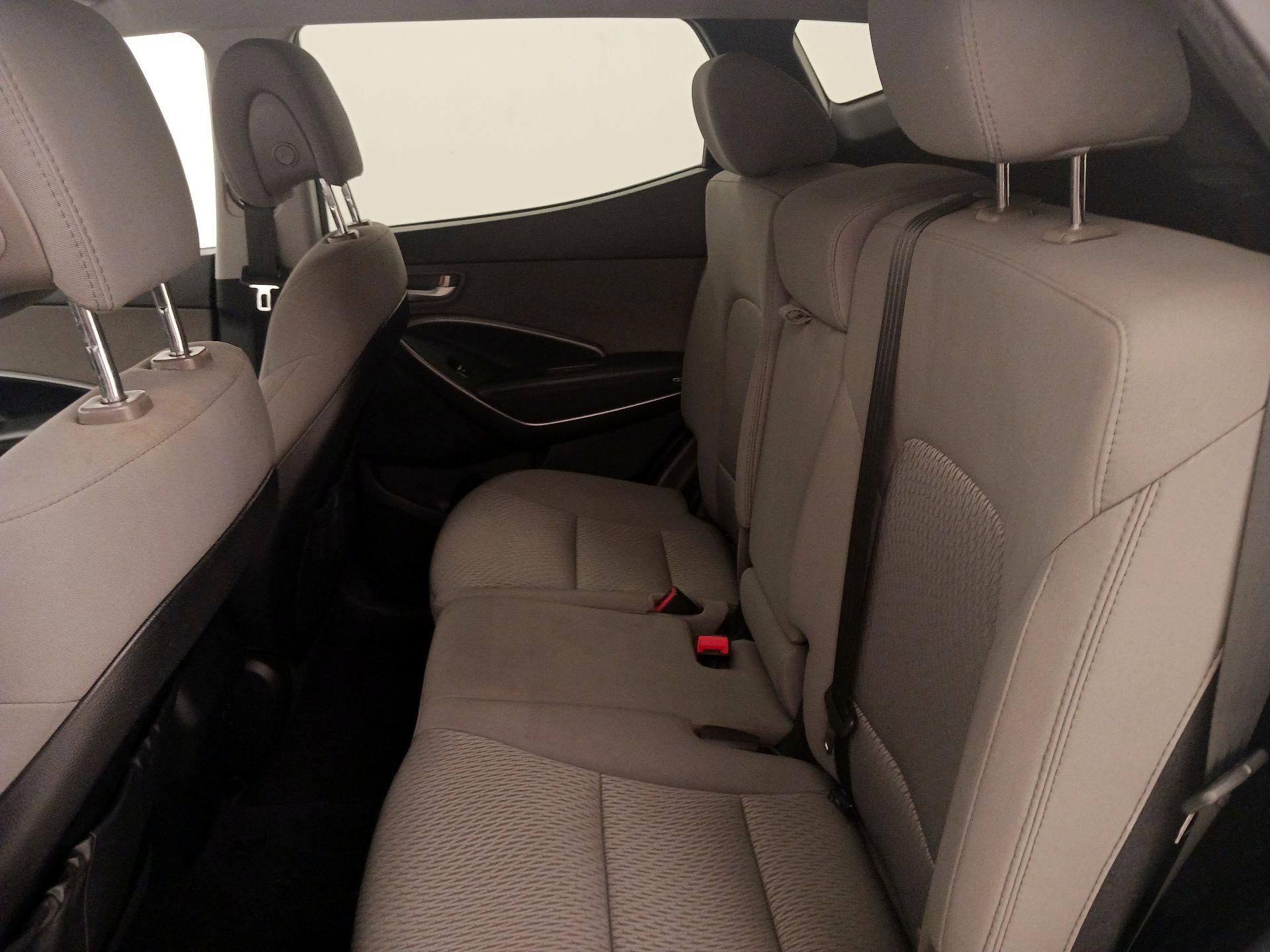 Thumbnail: 2017 Hyundai Santa Fe - 19