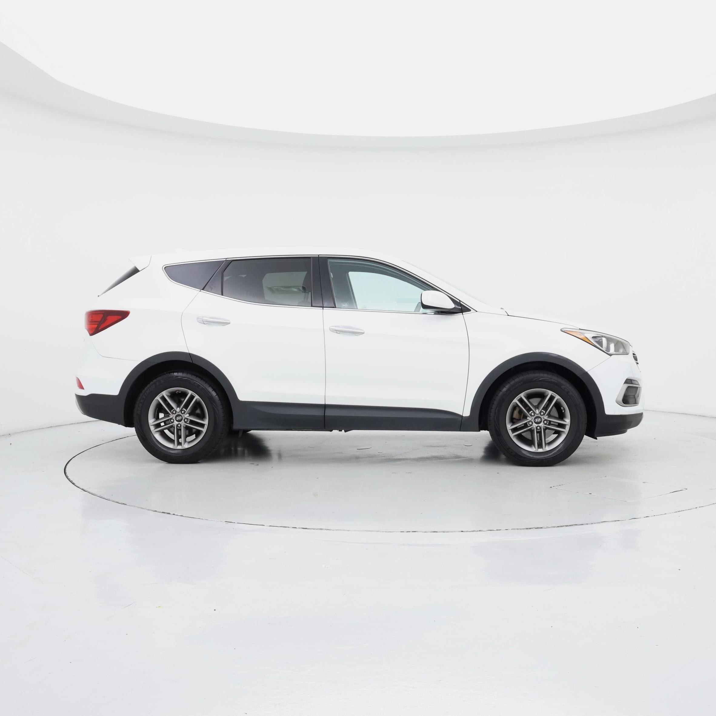 Thumbnail: 2017 Hyundai Santa Fe - 7