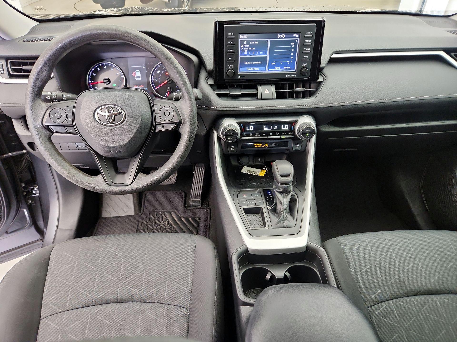 Thumbnail: 2020 Toyota RAV4 - 9