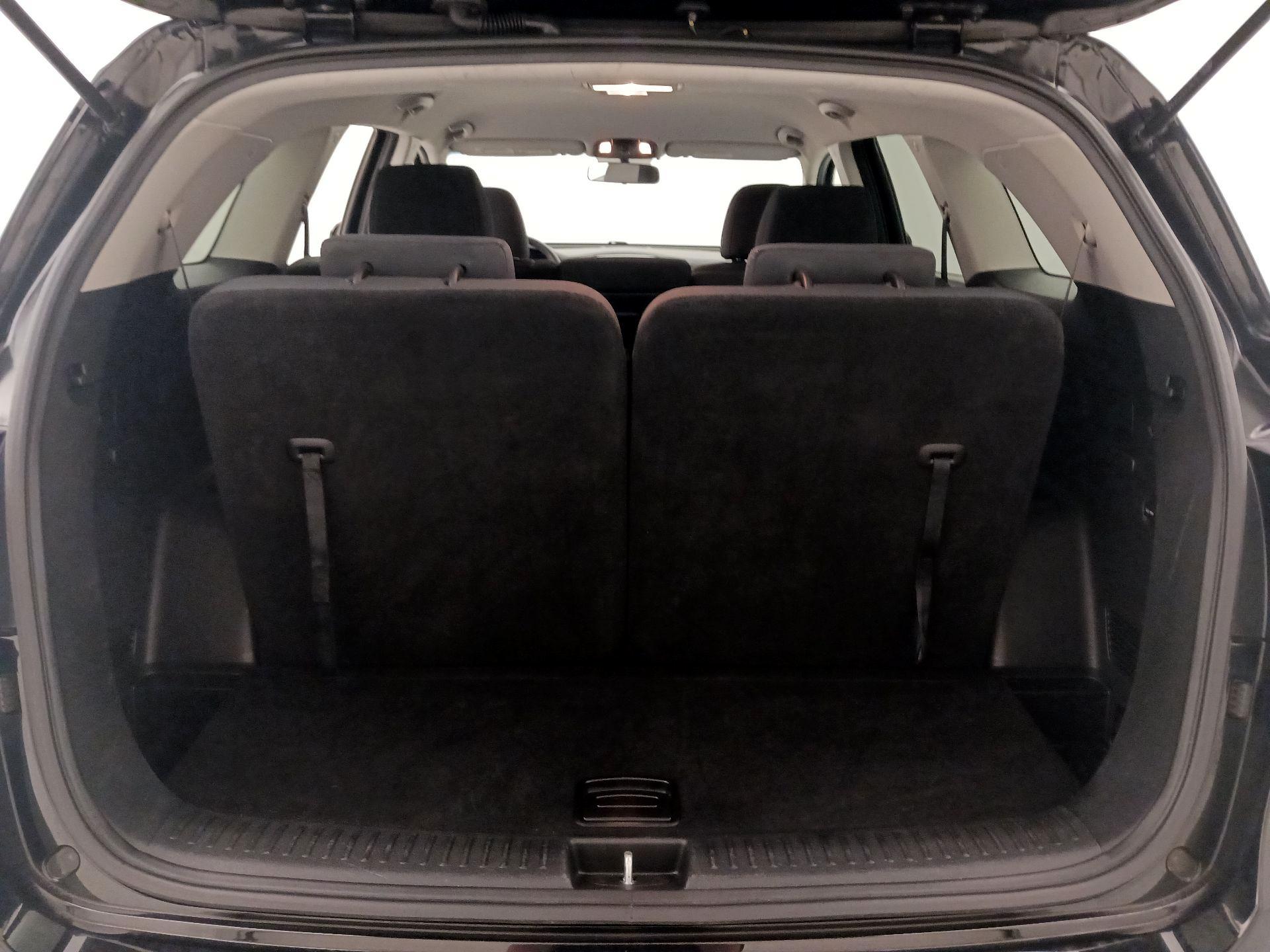 Thumbnail: 2019 Kia Sorento - 20