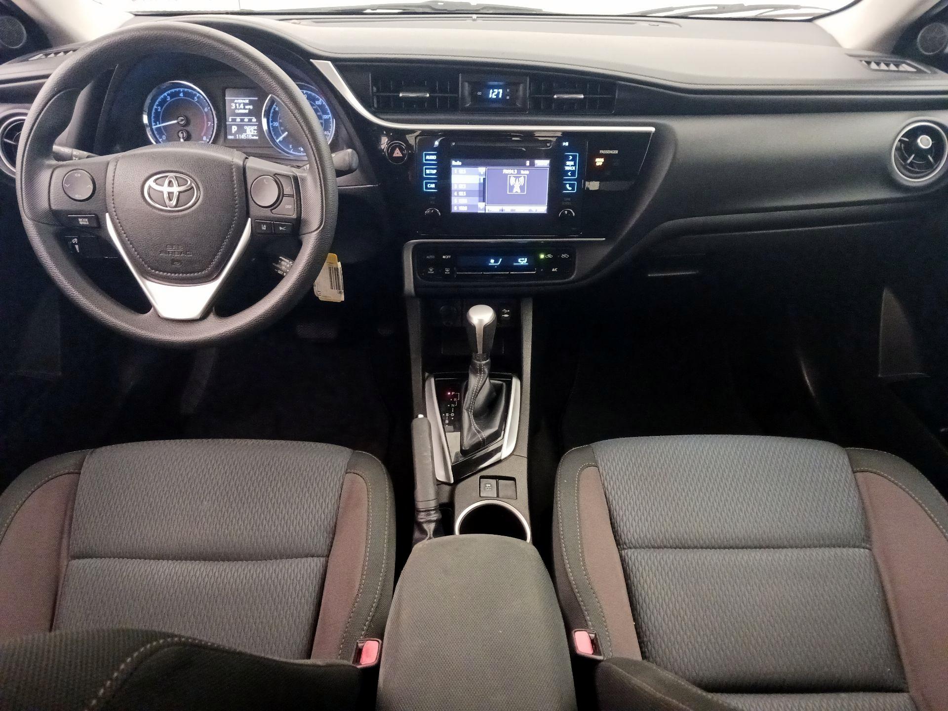 Thumbnail: 2017 Toyota Corolla - 9