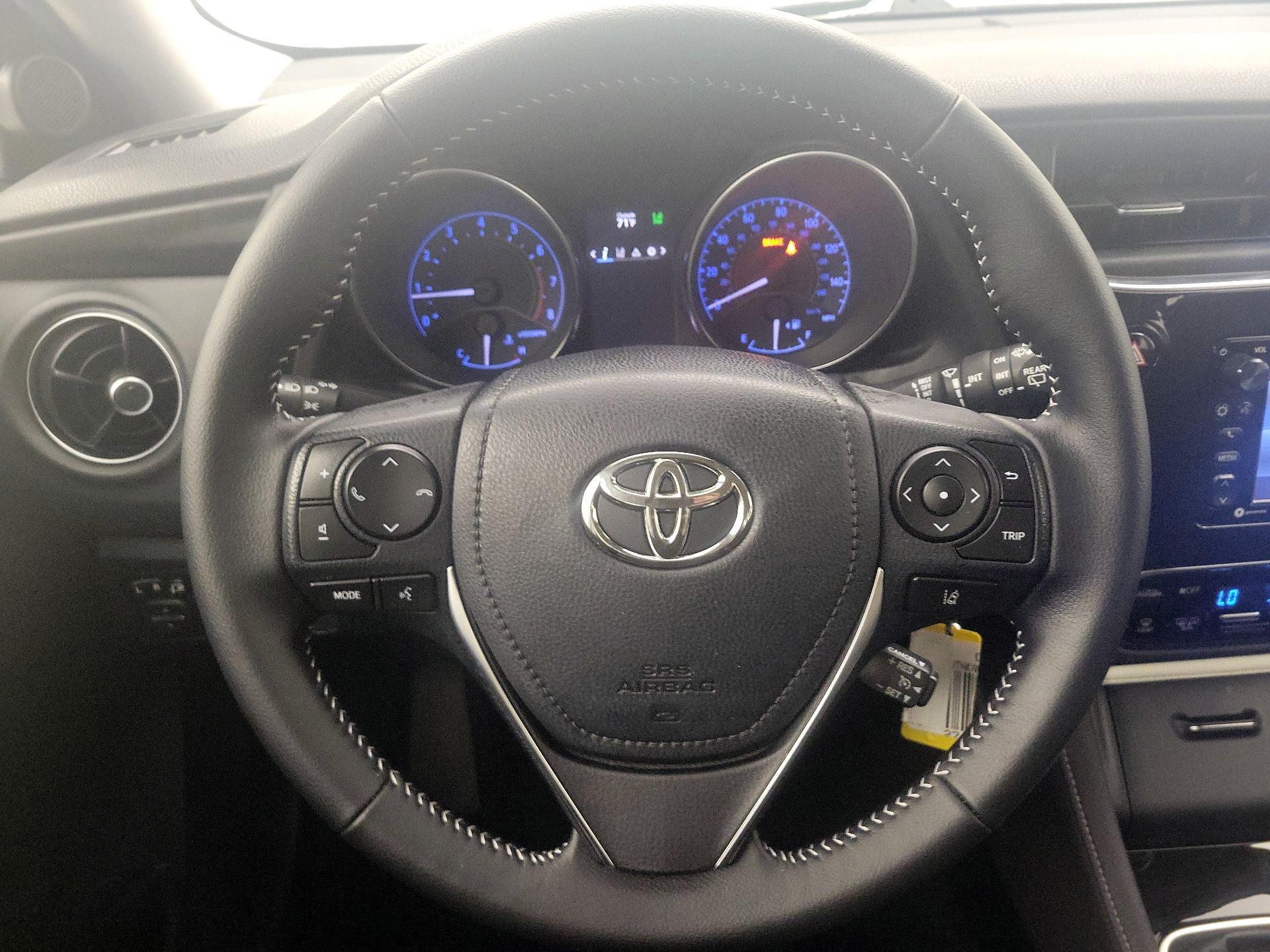 Thumbnail: 2018 Toyota Corolla iM - 10
