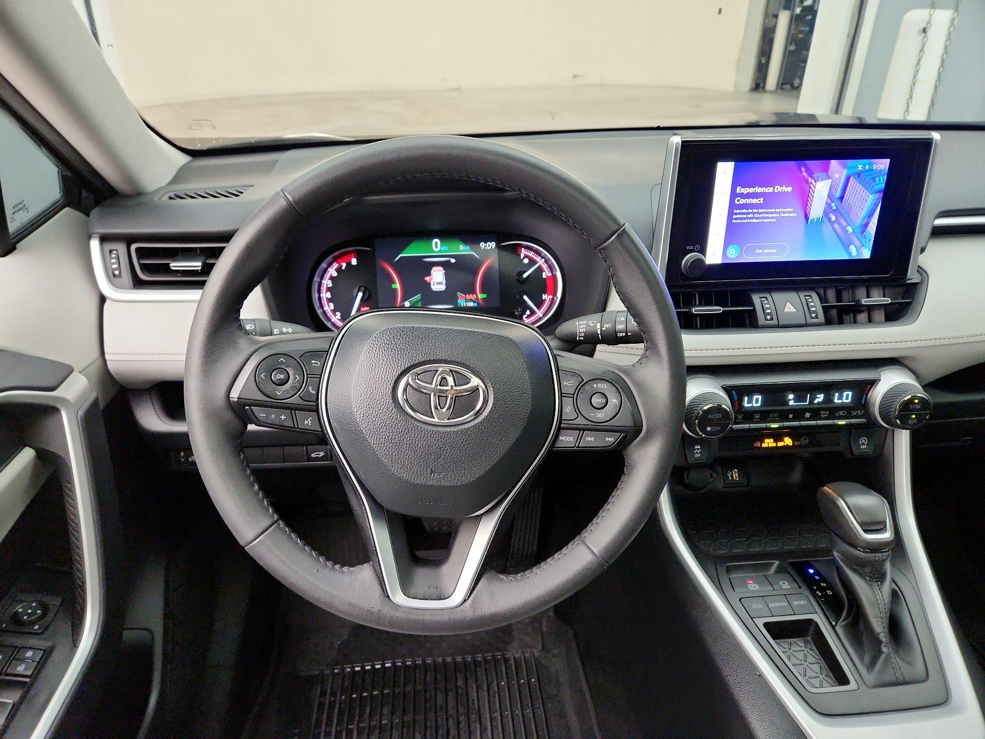 Thumbnail: 2024 Toyota RAV4 - 10