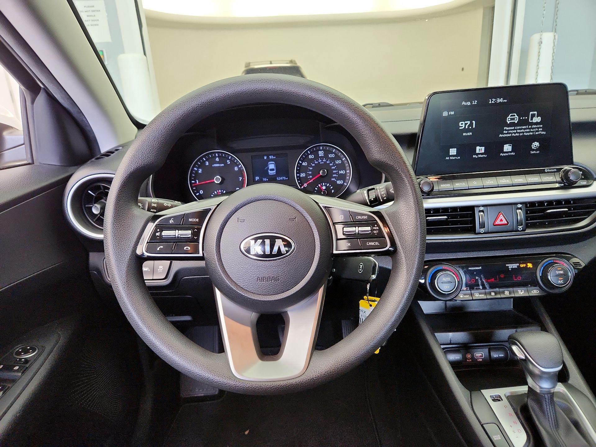 Thumbnail: 2019 Kia Forte - 10