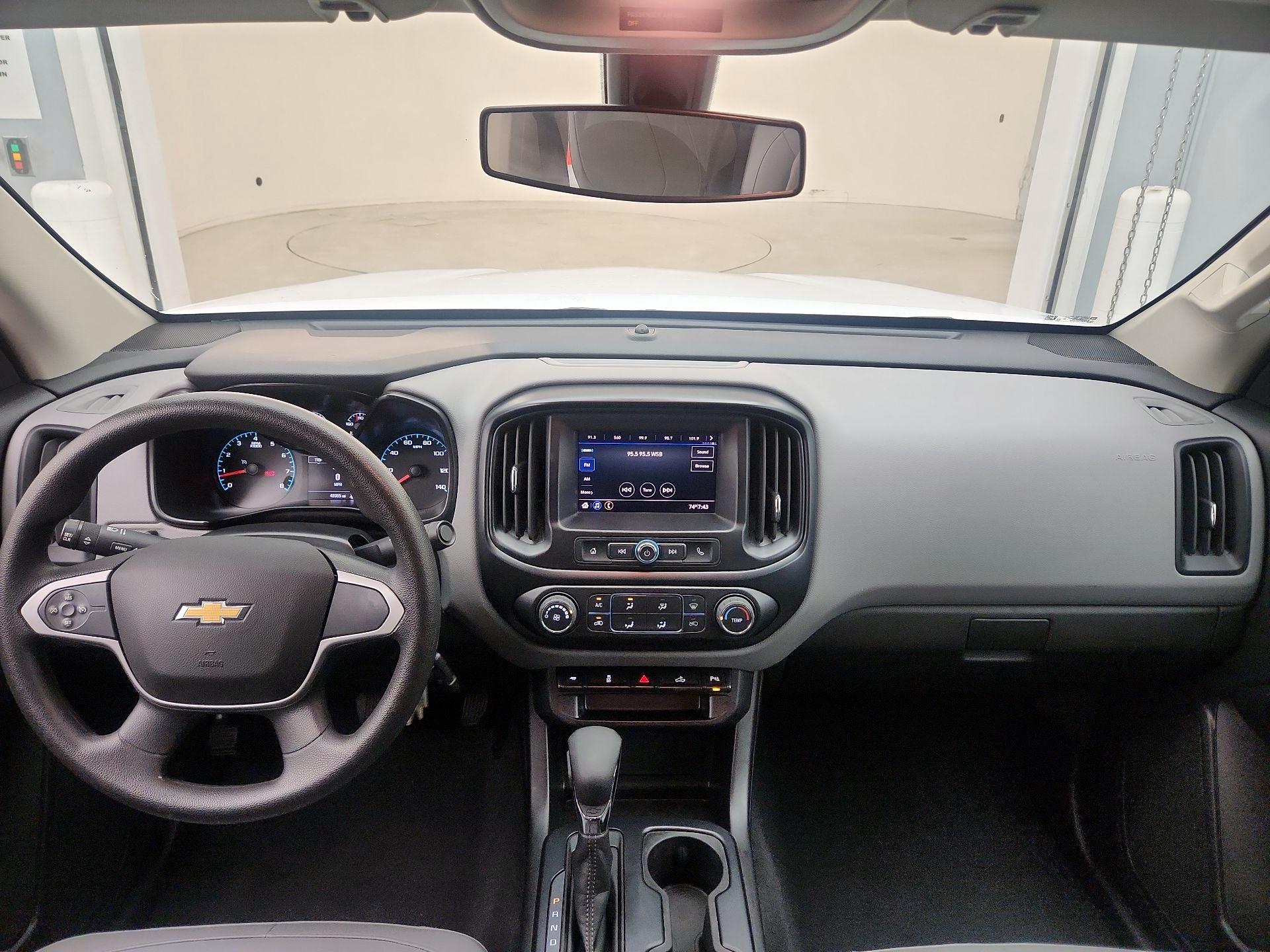 Thumbnail: 2022 Chevrolet Colorado - 9