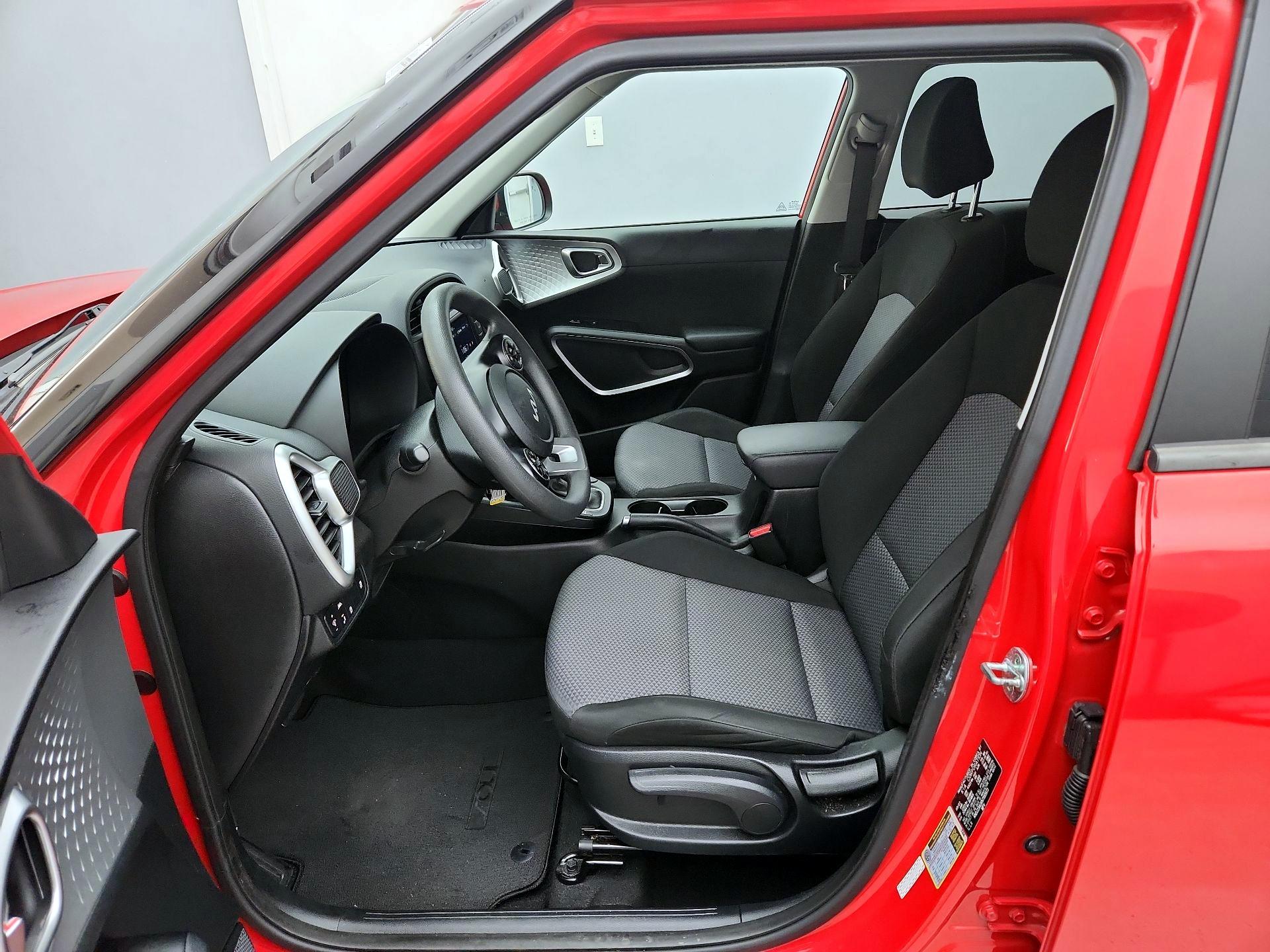 Thumbnail: 2022 Kia Soul - 11