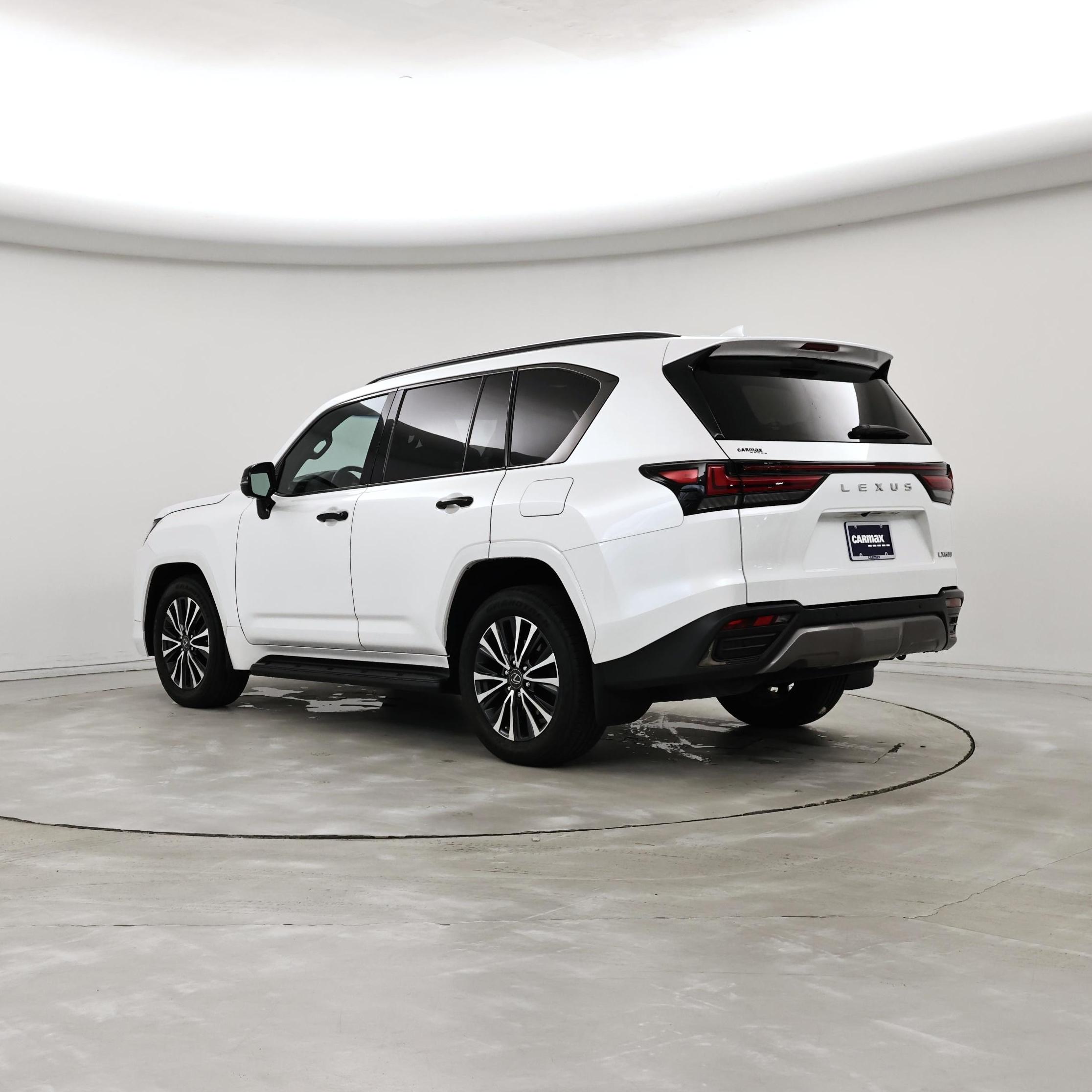 Thumbnail: 2022 Lexus LX - 2