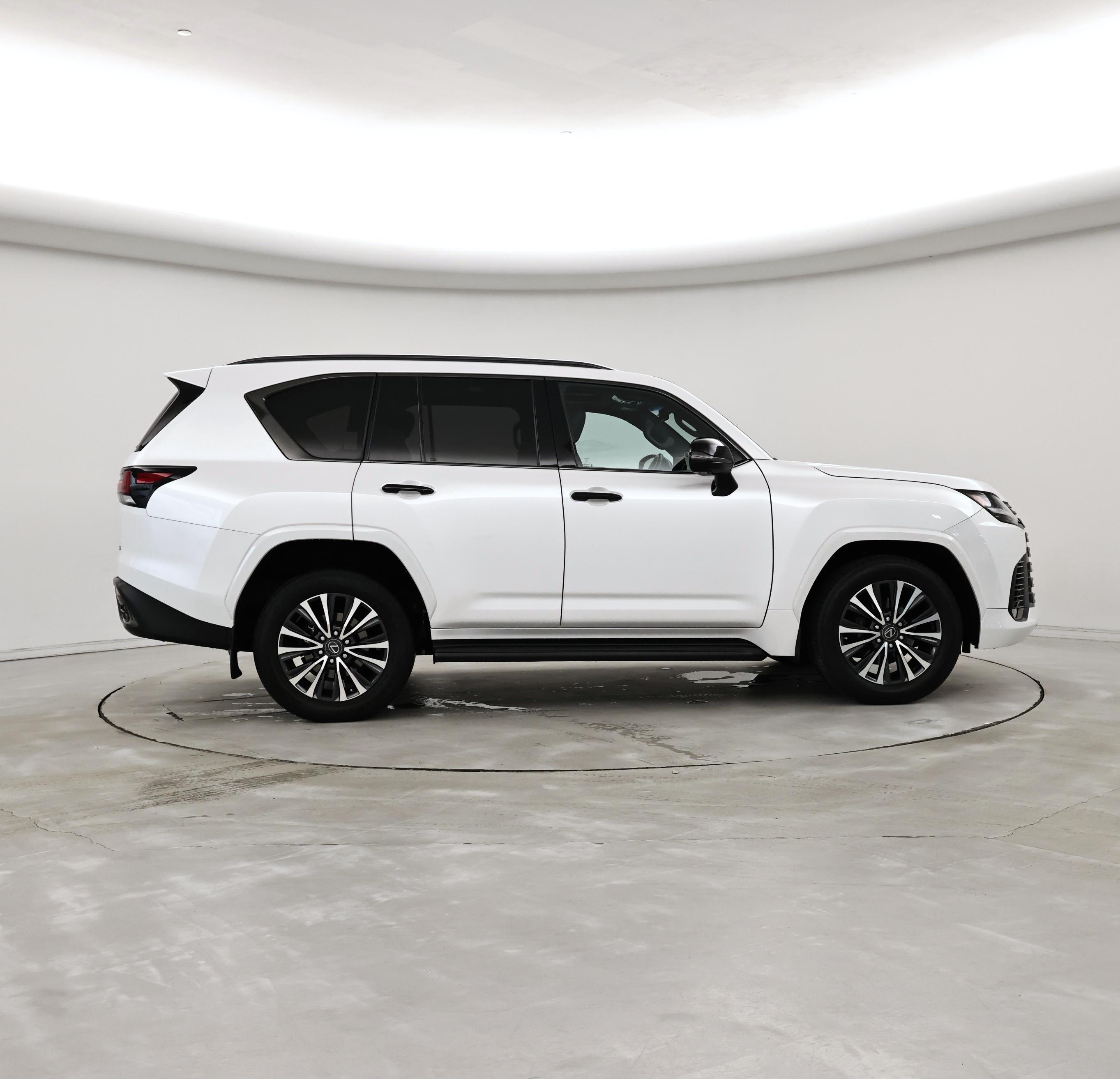Thumbnail: 2022 Lexus LX - 7