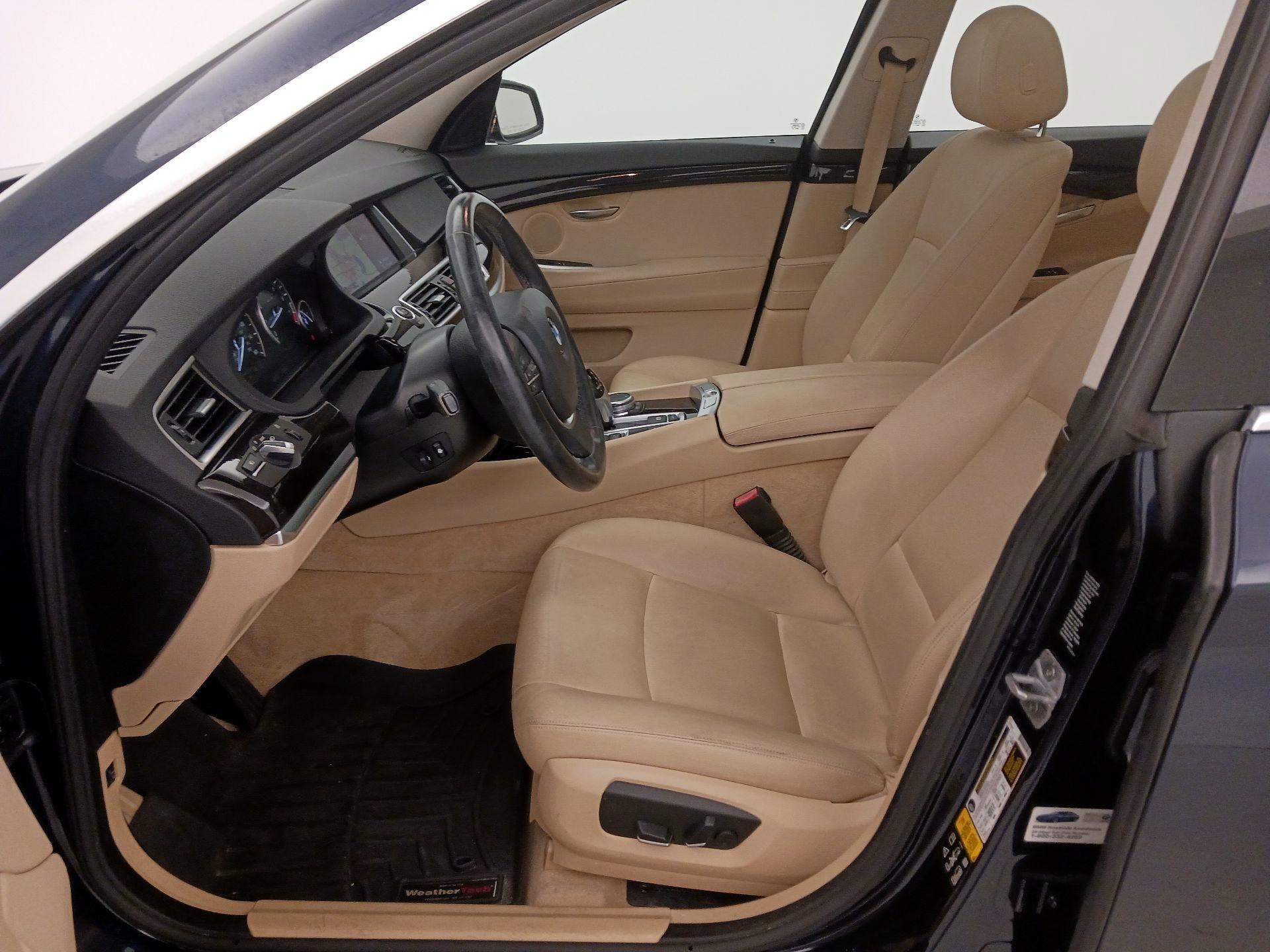Thumbnail: 2015 BMW 5 Series - 11