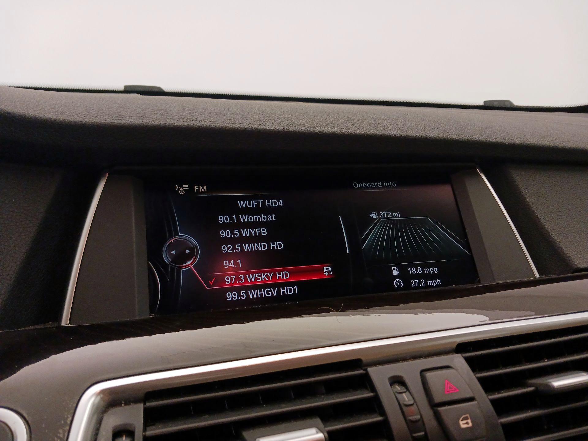 Thumbnail: 2015 BMW 5 Series - 16