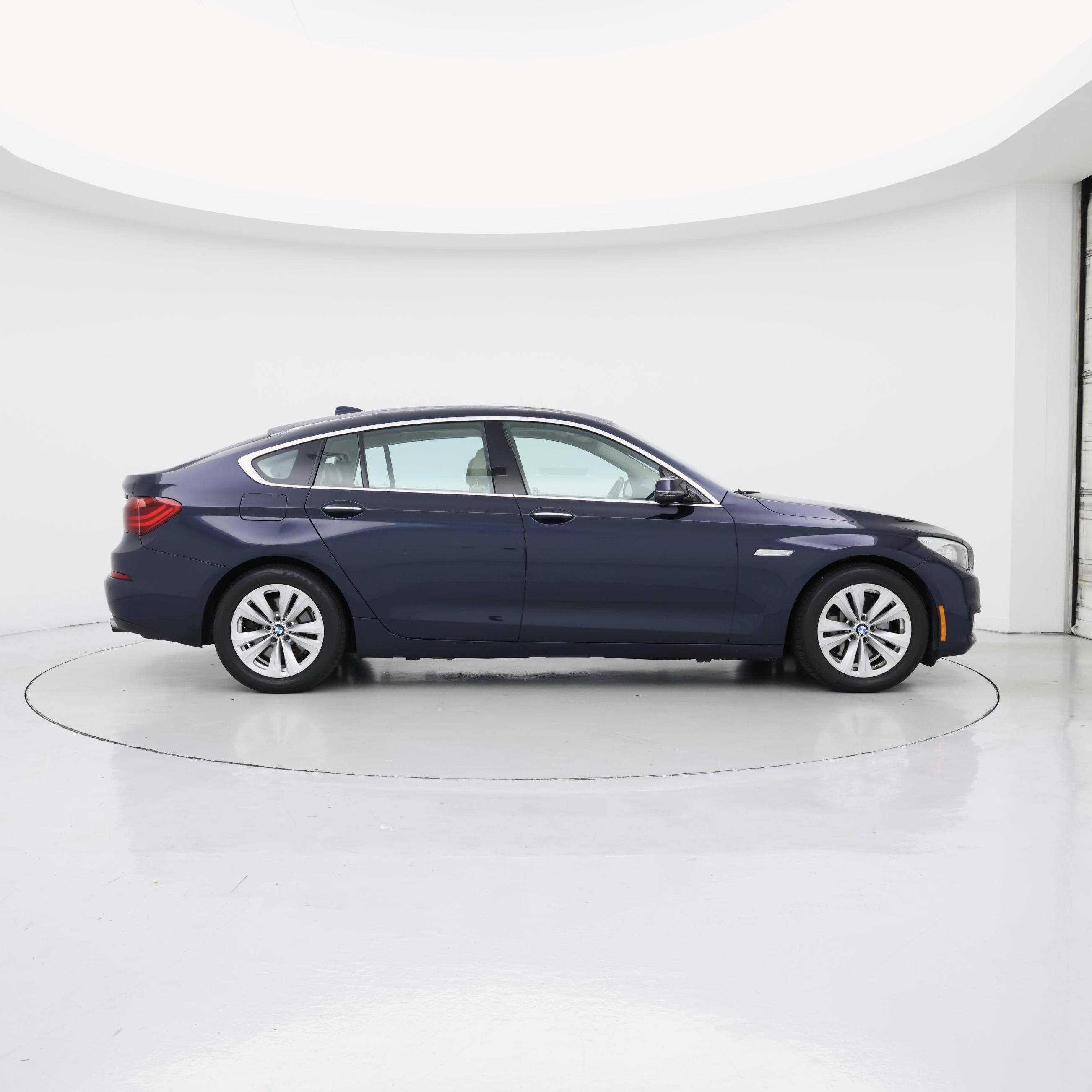 Thumbnail: 2015 BMW 5 Series - 7