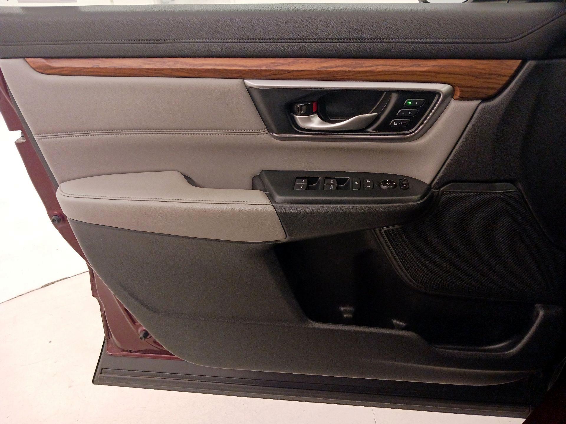 Thumbnail: 2019 Honda CR-V - 12