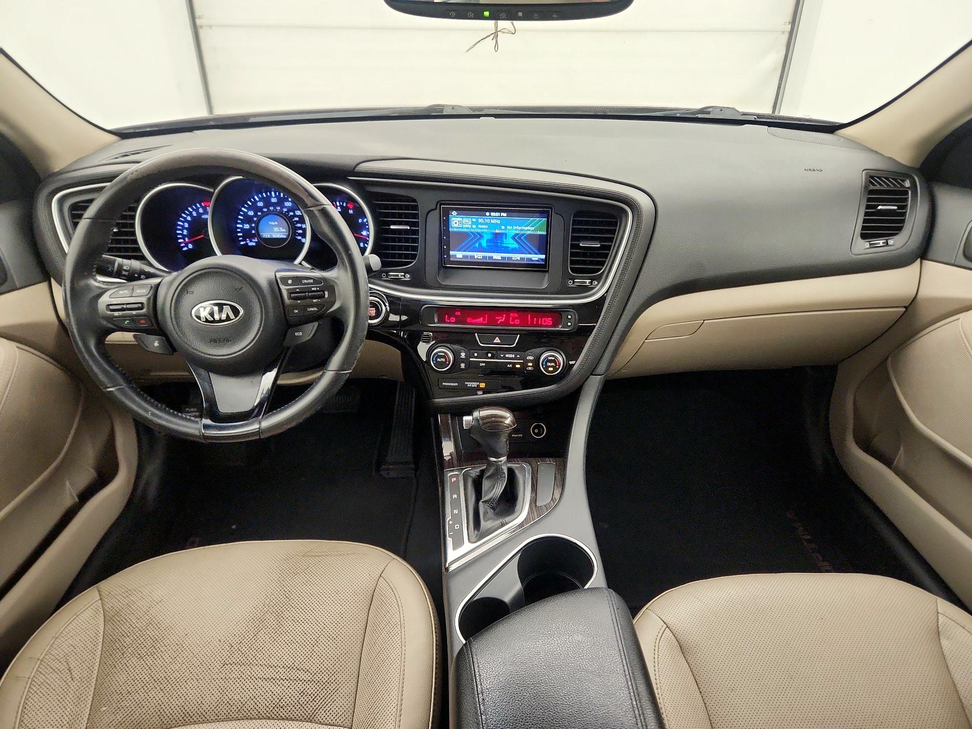 Thumbnail: 2015 Kia Optima - 9