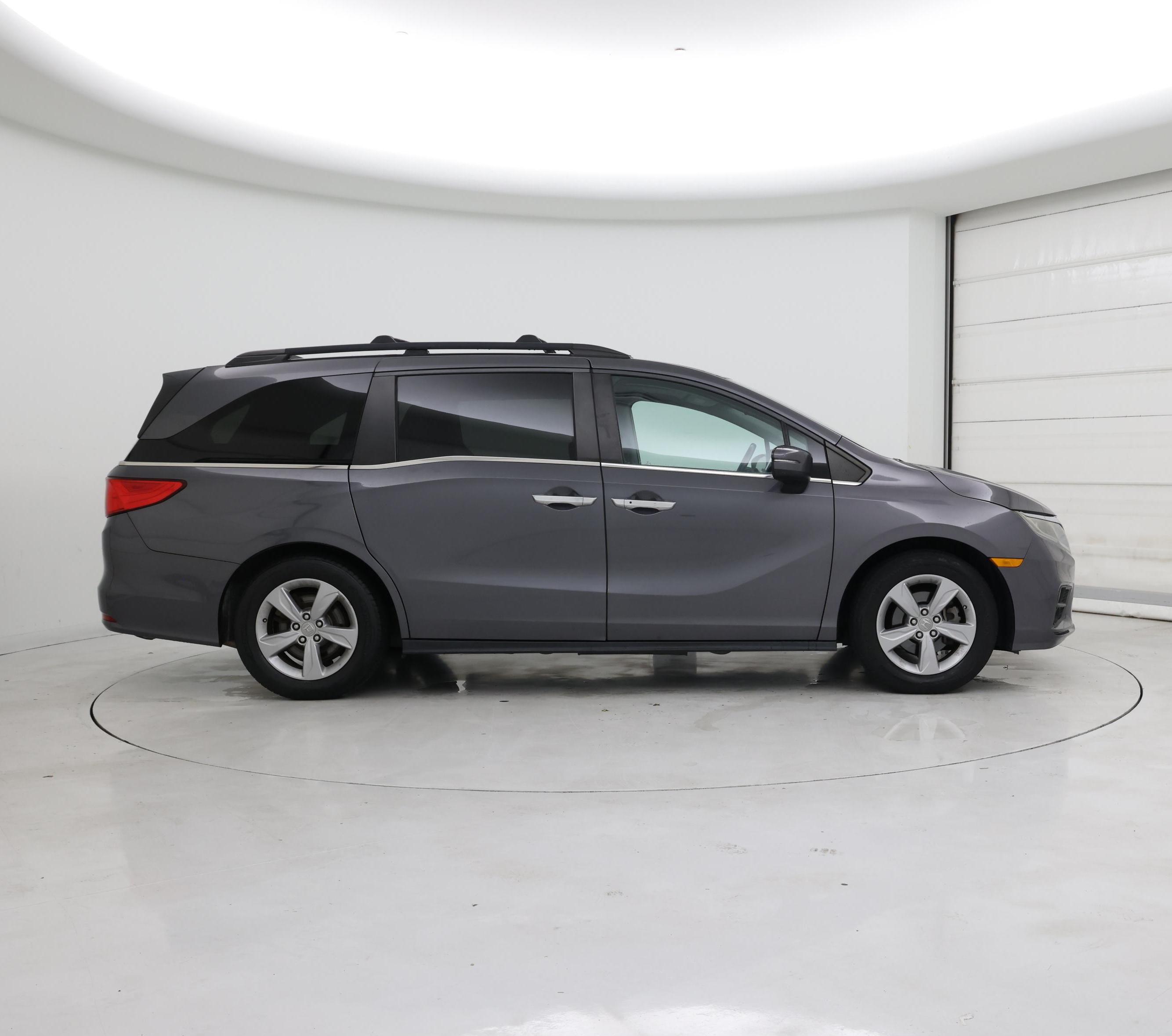 Thumbnail: 2018 Honda Odyssey - 7