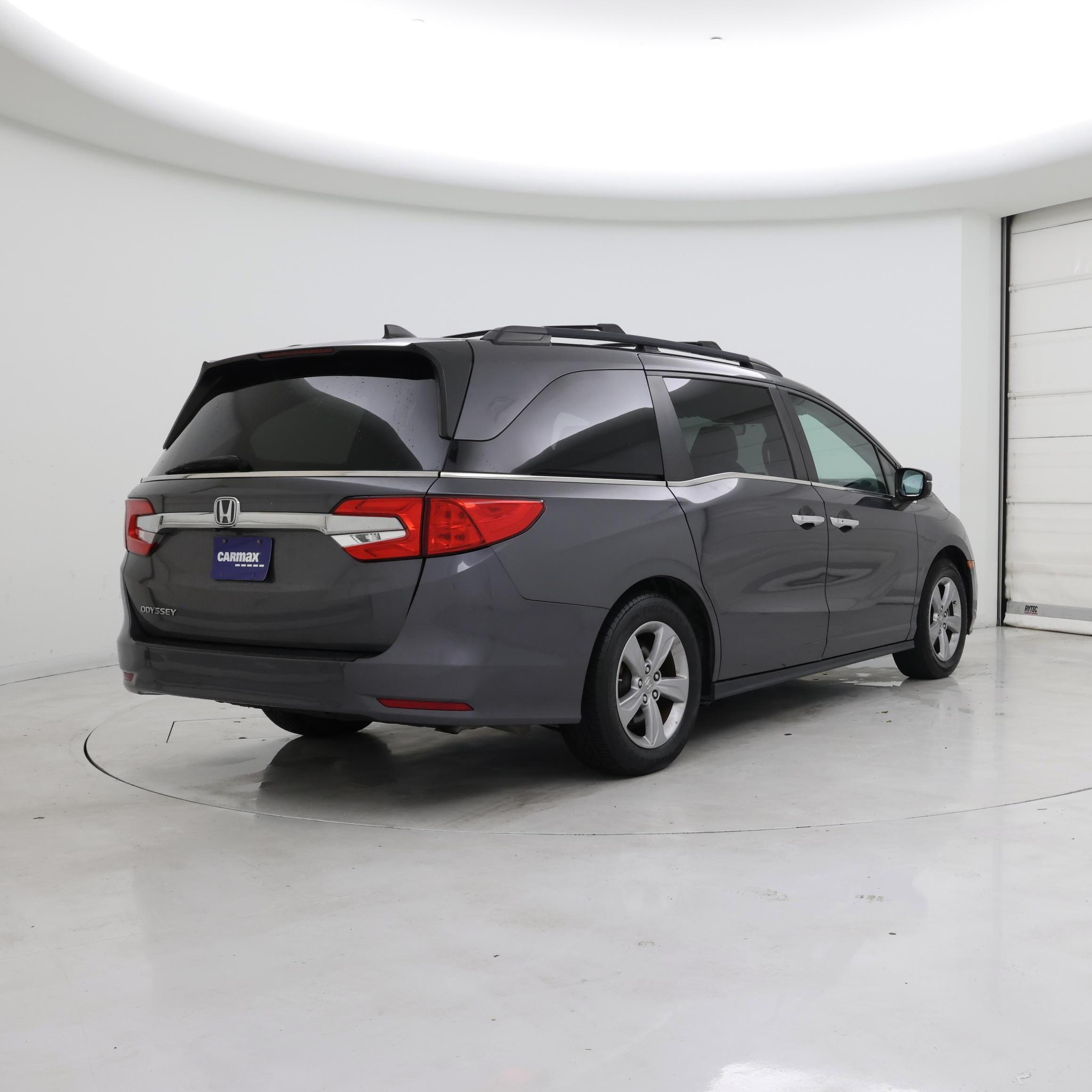 Thumbnail: 2018 Honda Odyssey - 8