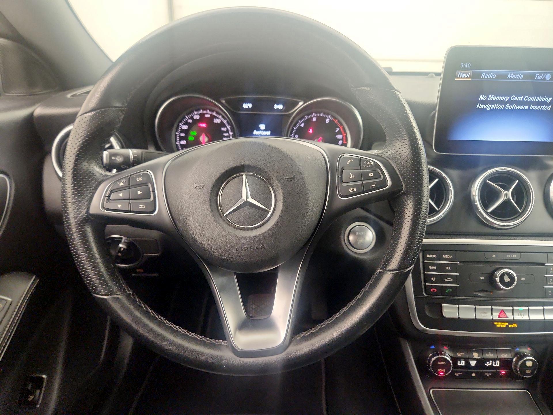 Thumbnail: 2019 Mercedes-Benz CLA - 10