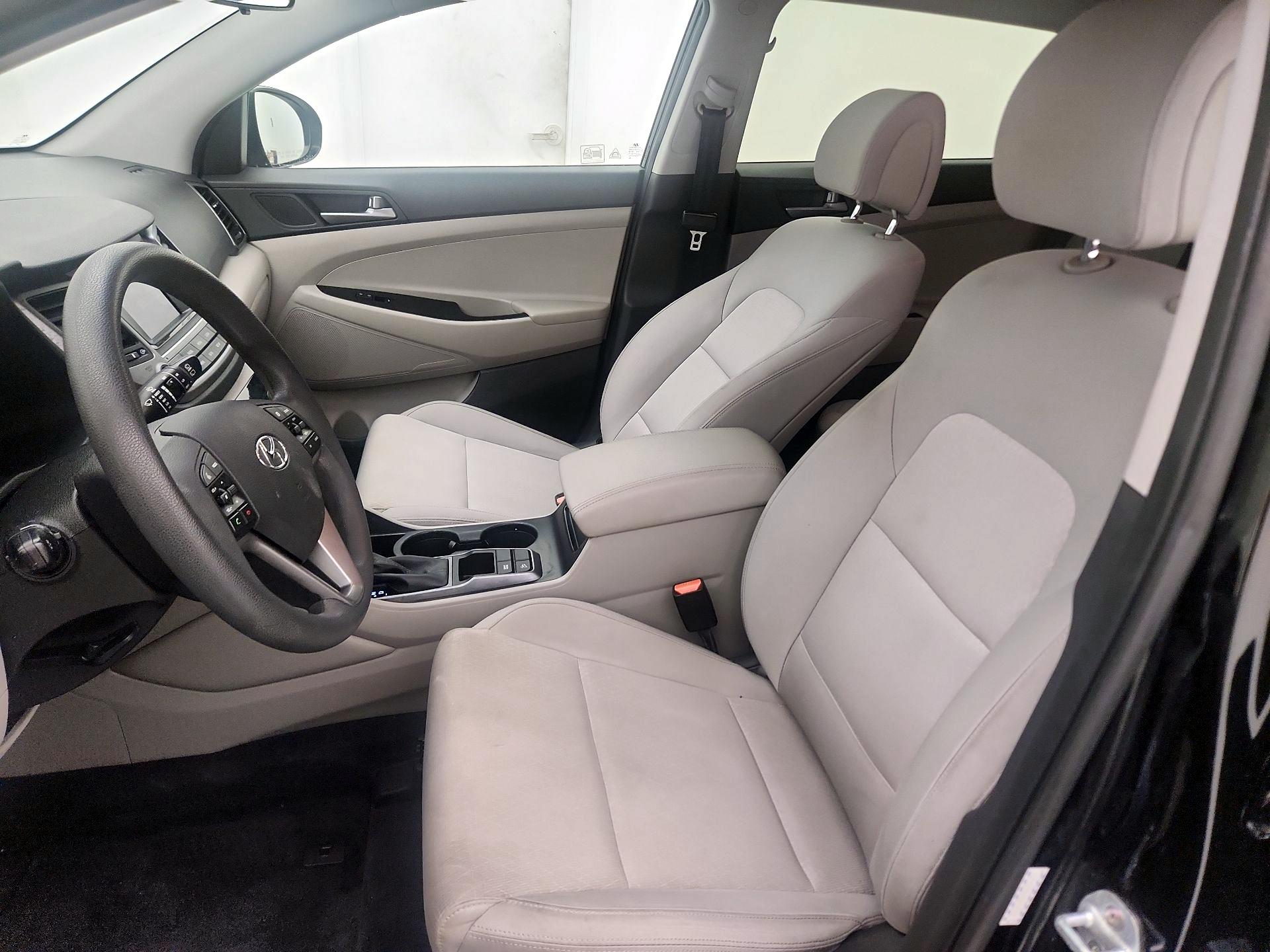 Thumbnail: 2017 Hyundai Tucson - 11