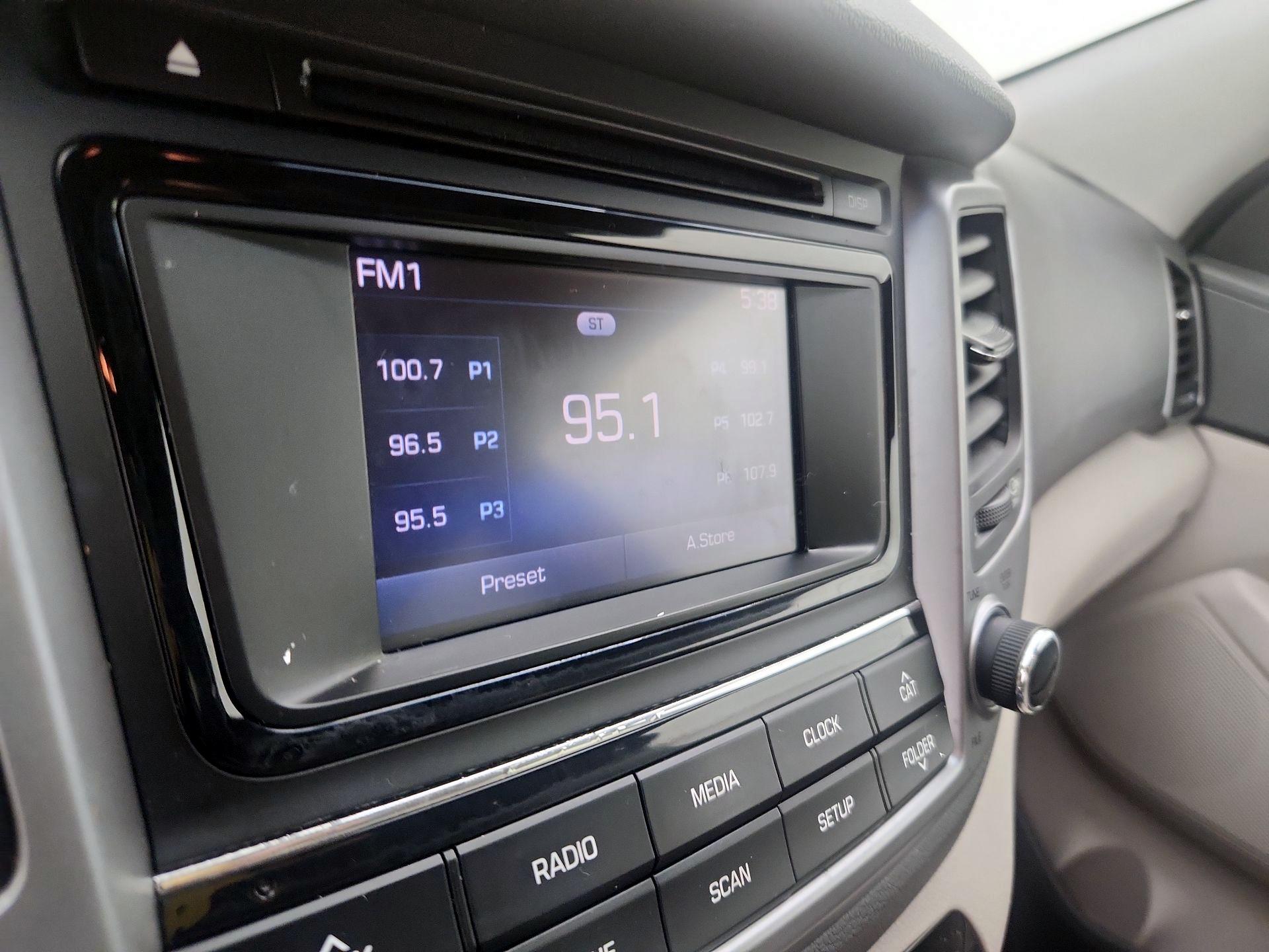 Thumbnail: 2017 Hyundai Tucson - 15
