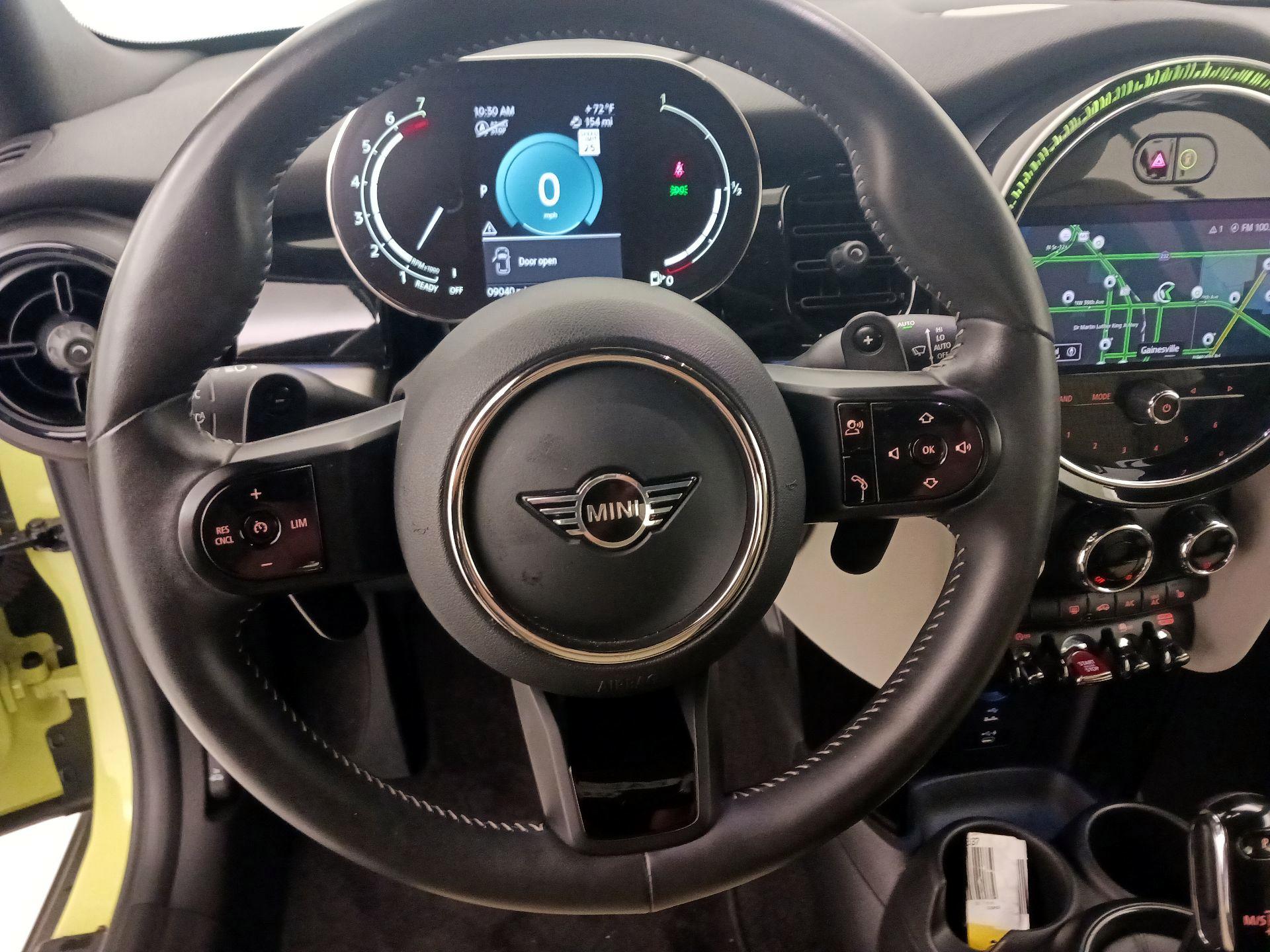 Thumbnail: 2022 MINI Cooper - 10