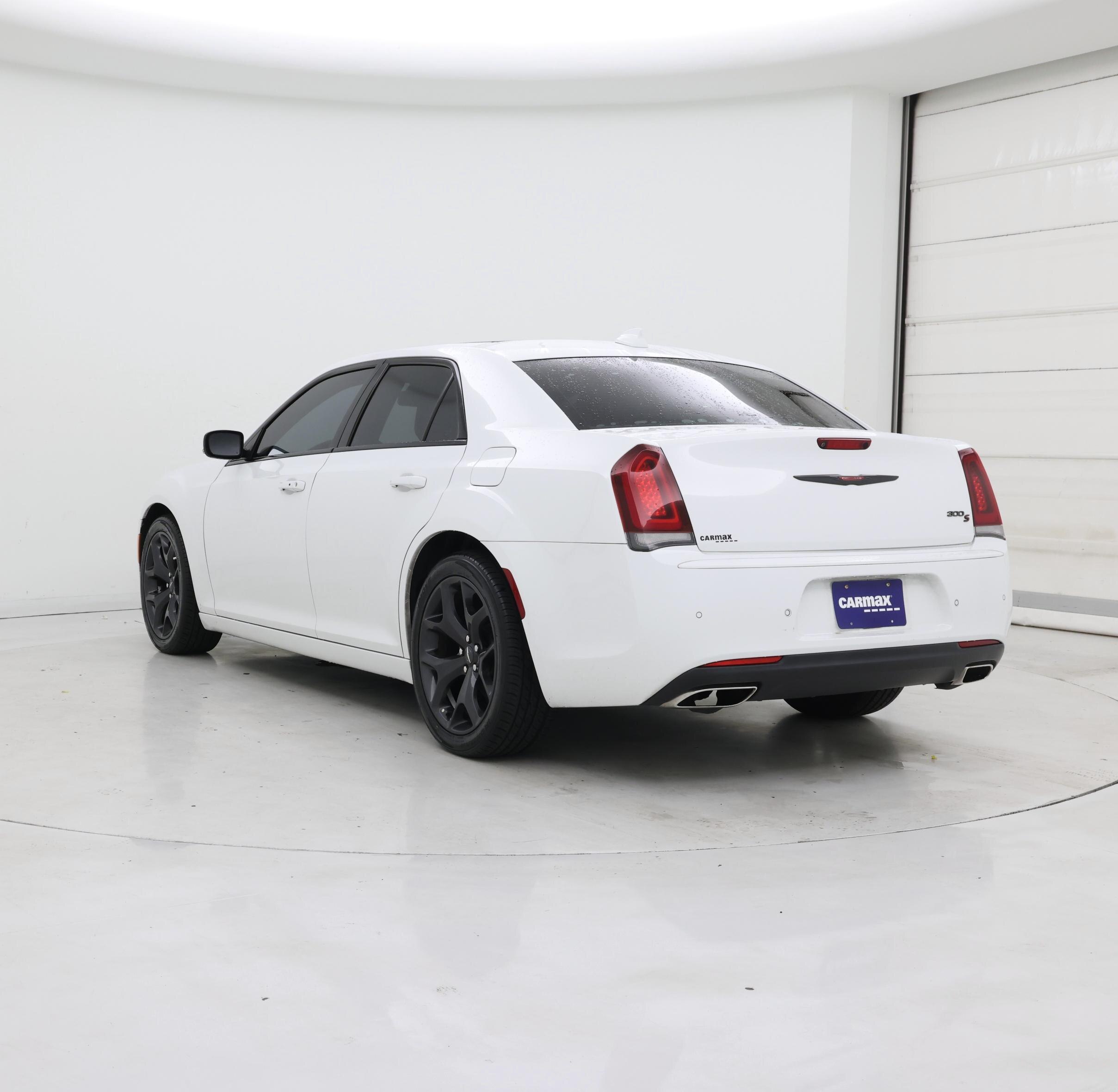 Thumbnail: 2021 Chrysler 300 - 2