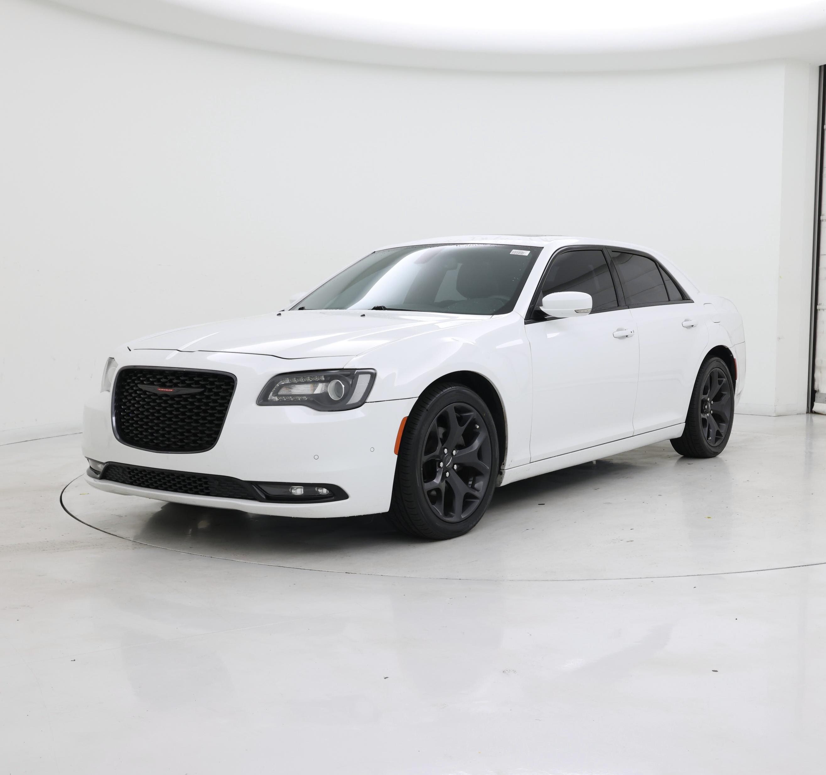 Thumbnail: 2021 Chrysler 300 - 4