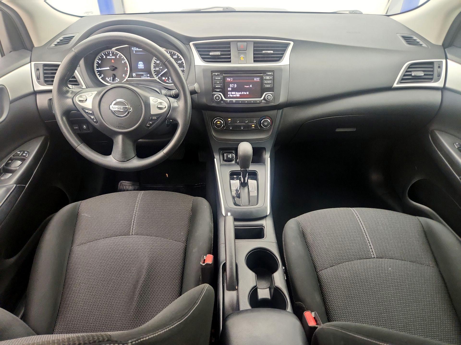 Thumbnail: 2018 Nissan Sentra - 9