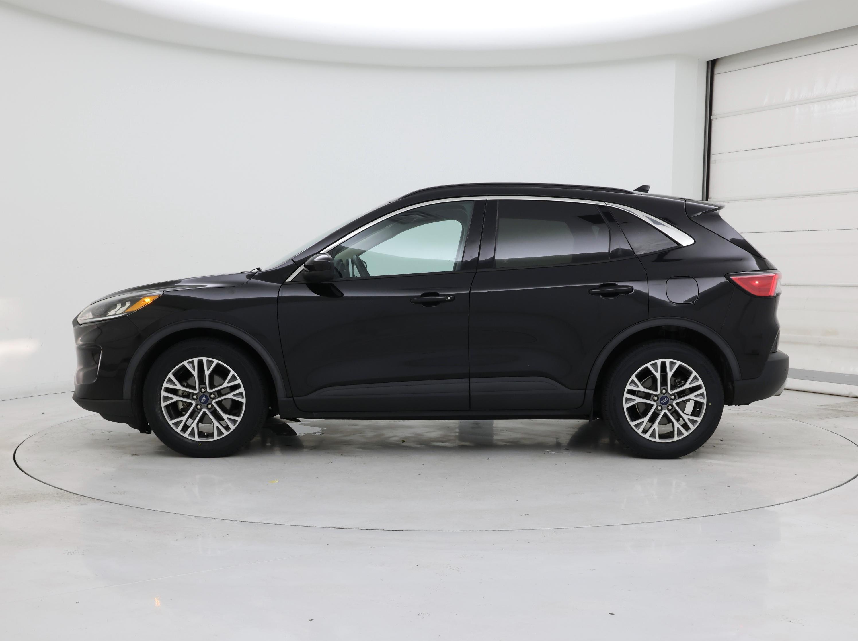 Thumbnail: 2020 Ford Escape - 3