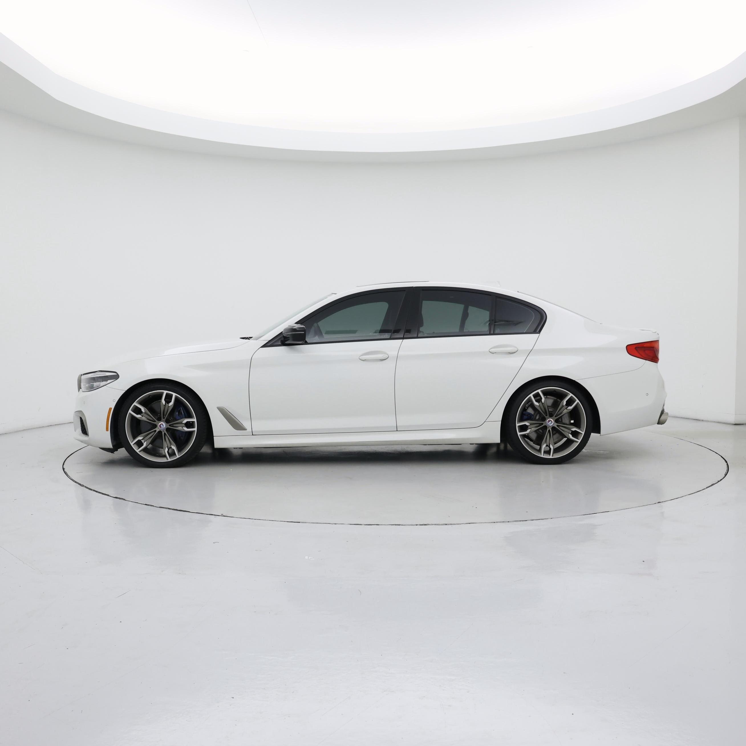 Thumbnail: 2020 BMW 5 Series - 3