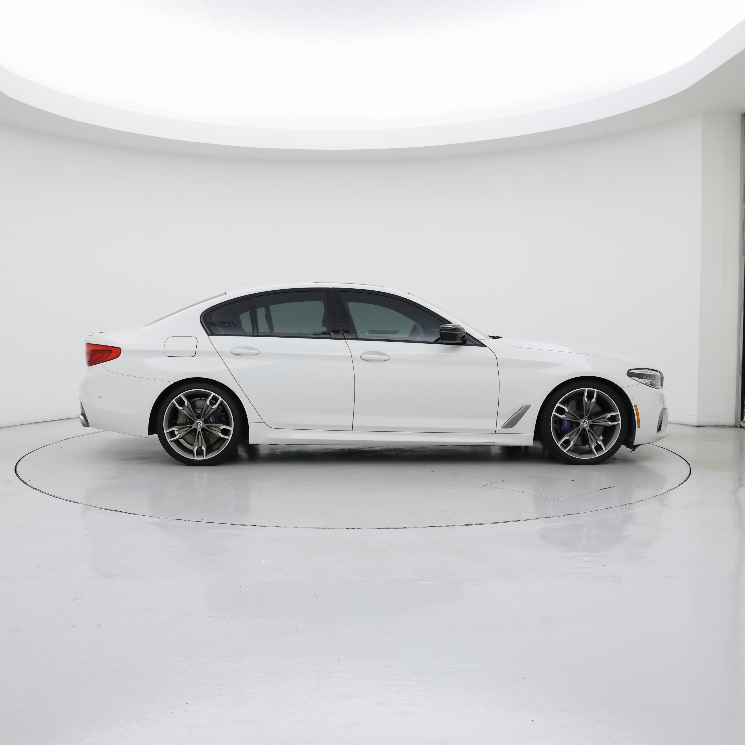 Thumbnail: 2020 BMW 5 Series - 7